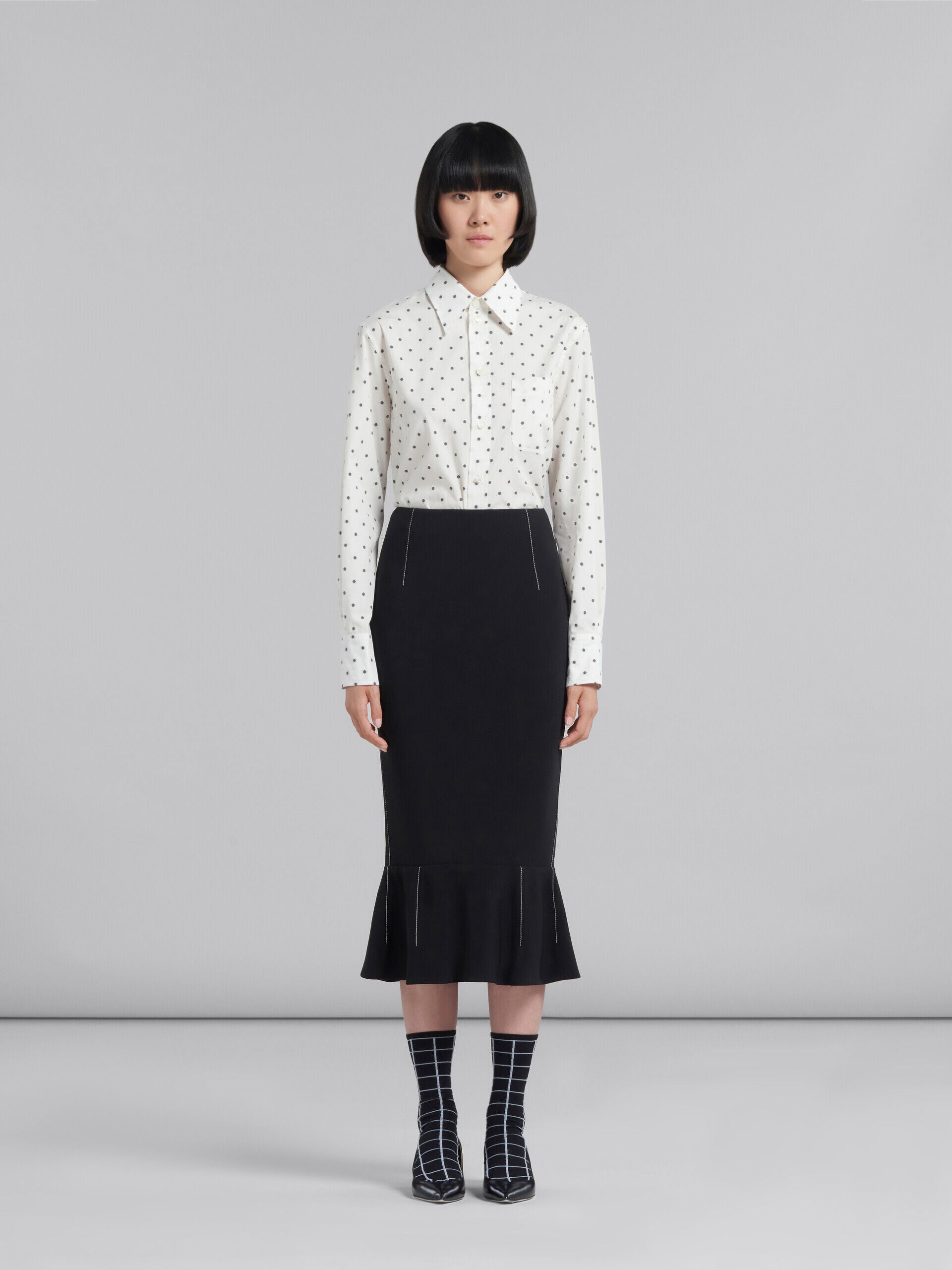 MARNI WOMEN'S BLACK PENCIL SKIRT WITH RUFFLE HEM