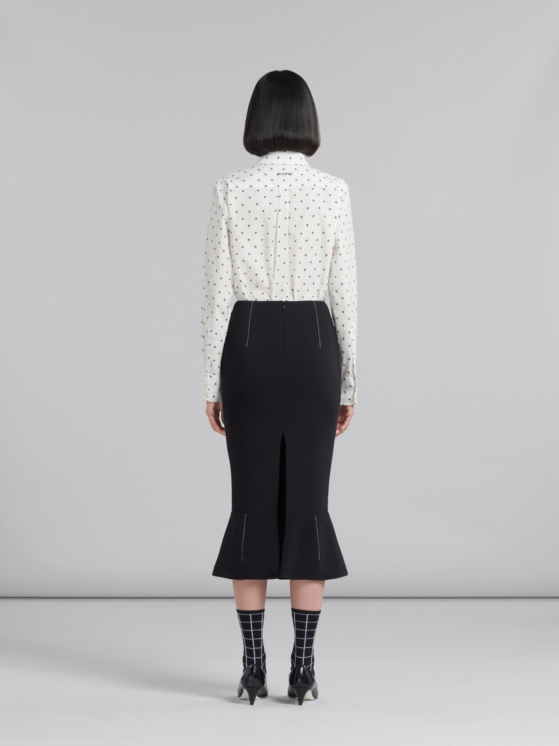 MARNI WOMEN'S BLACK PENCIL SKIRT WITH RUFFLE HEM