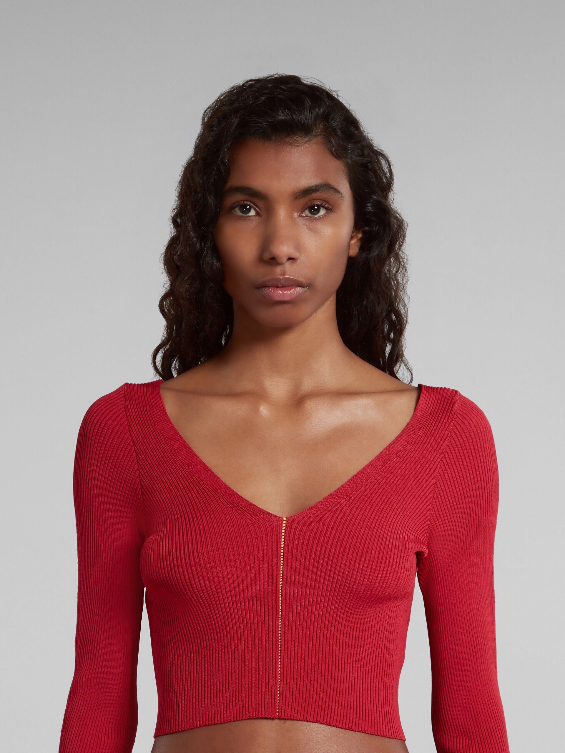 MARNI WOMEN'S RED RIBBED CROPPED SWEATER