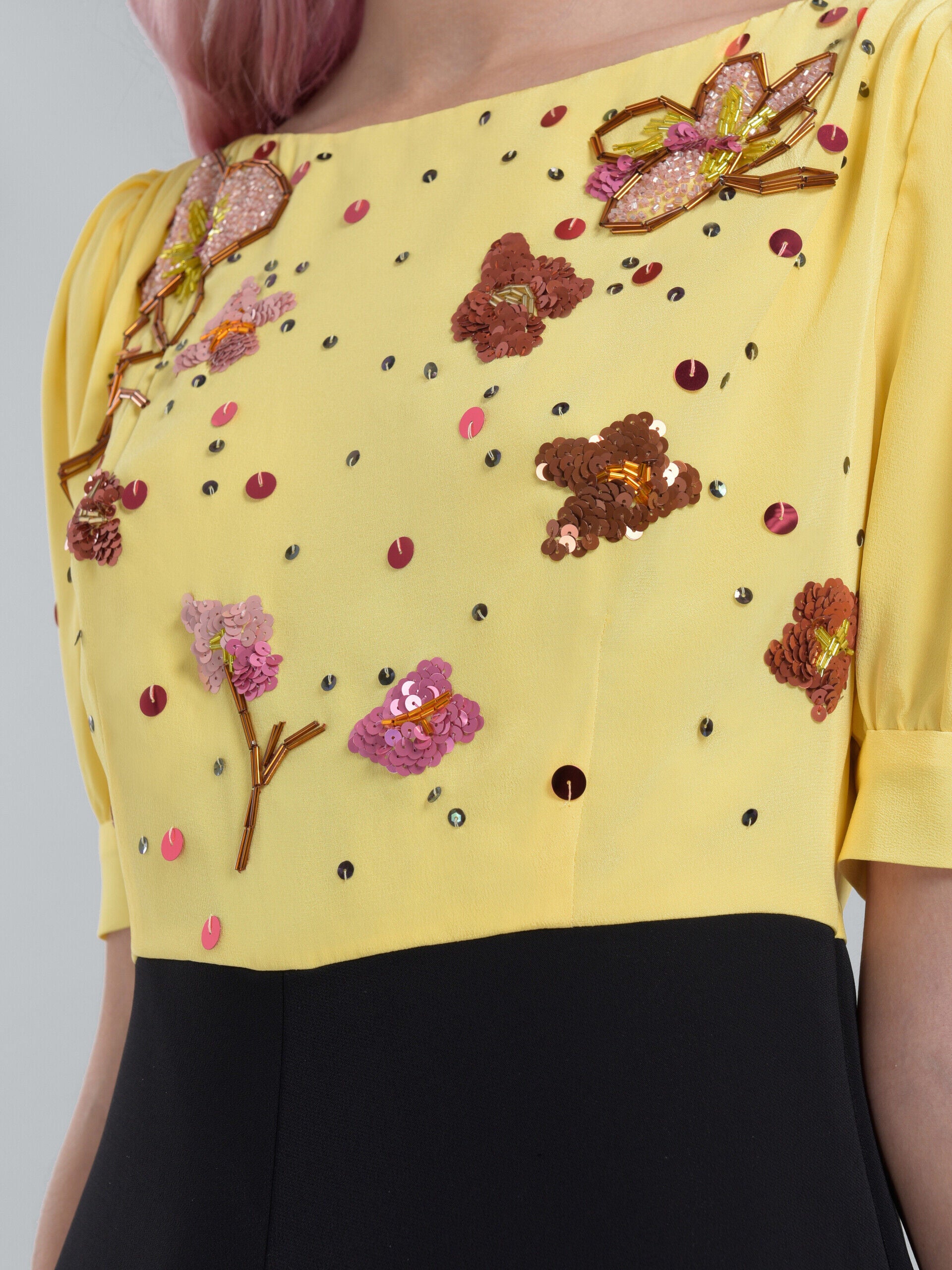 MARNI WOMEN'S YELLOW EMBROIDERED PUFF SLEEVE DRESS