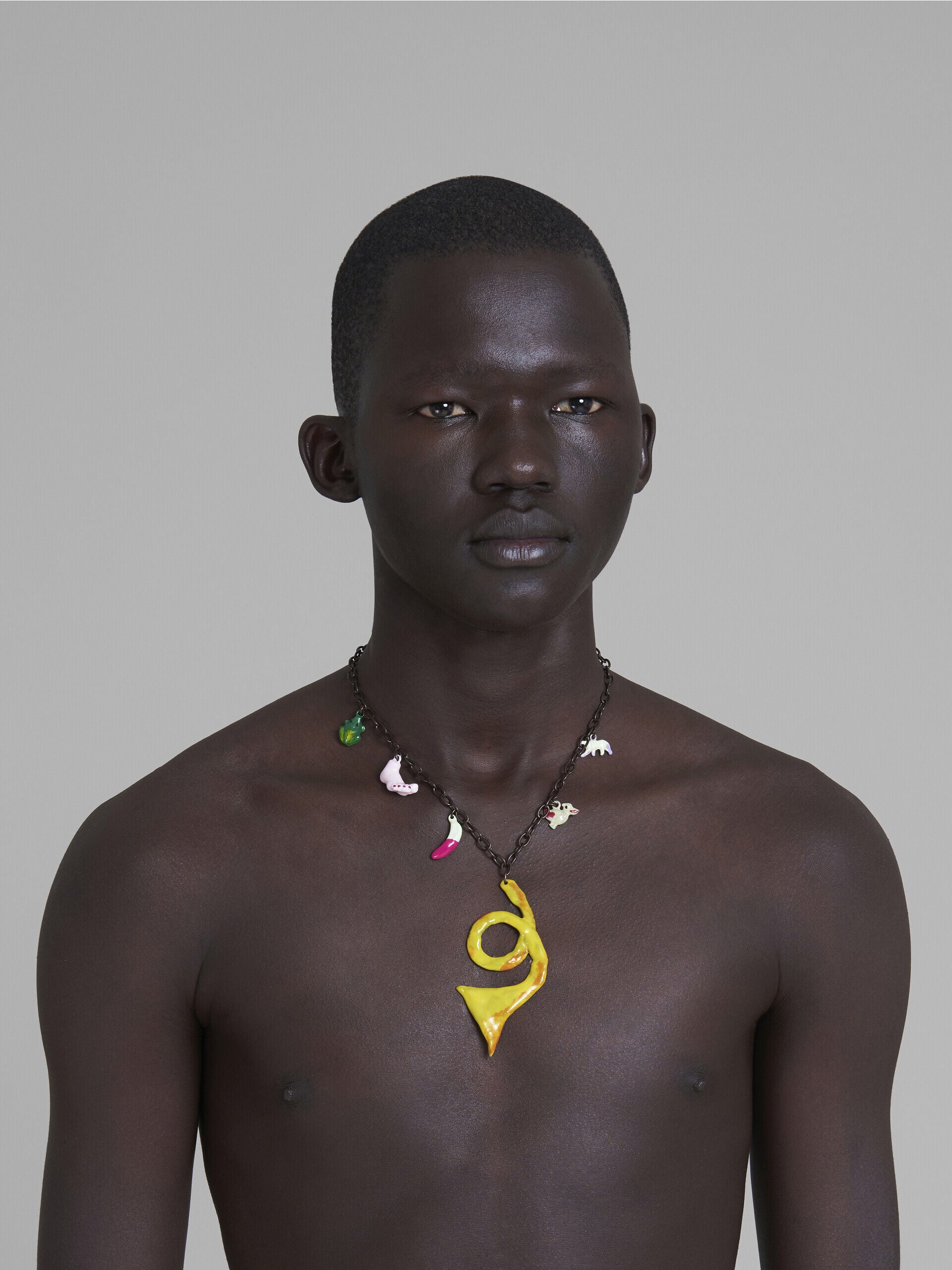 MARNI MEN'S BLACK CHAIN NECKLACE WITH COLORFUL CHARMS