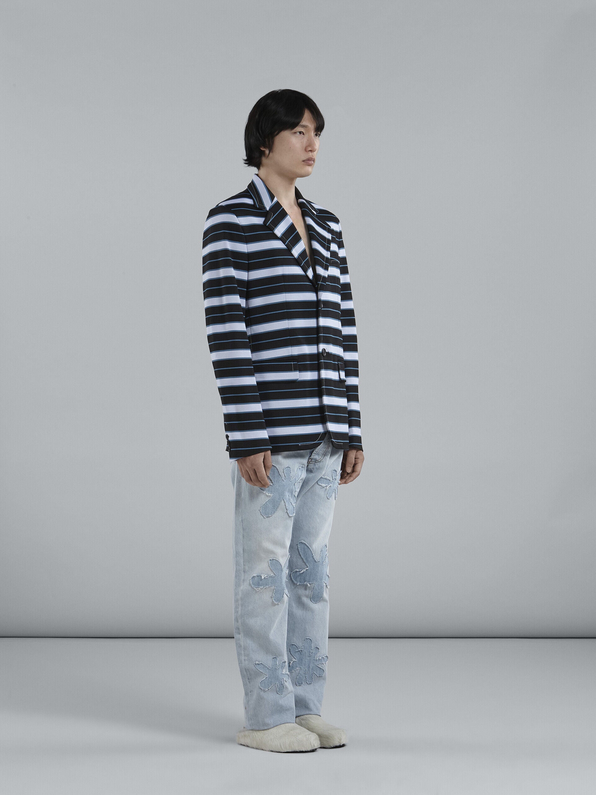 MARNI MEN'S BLACK AND BLUE STRIPED BLAZER
