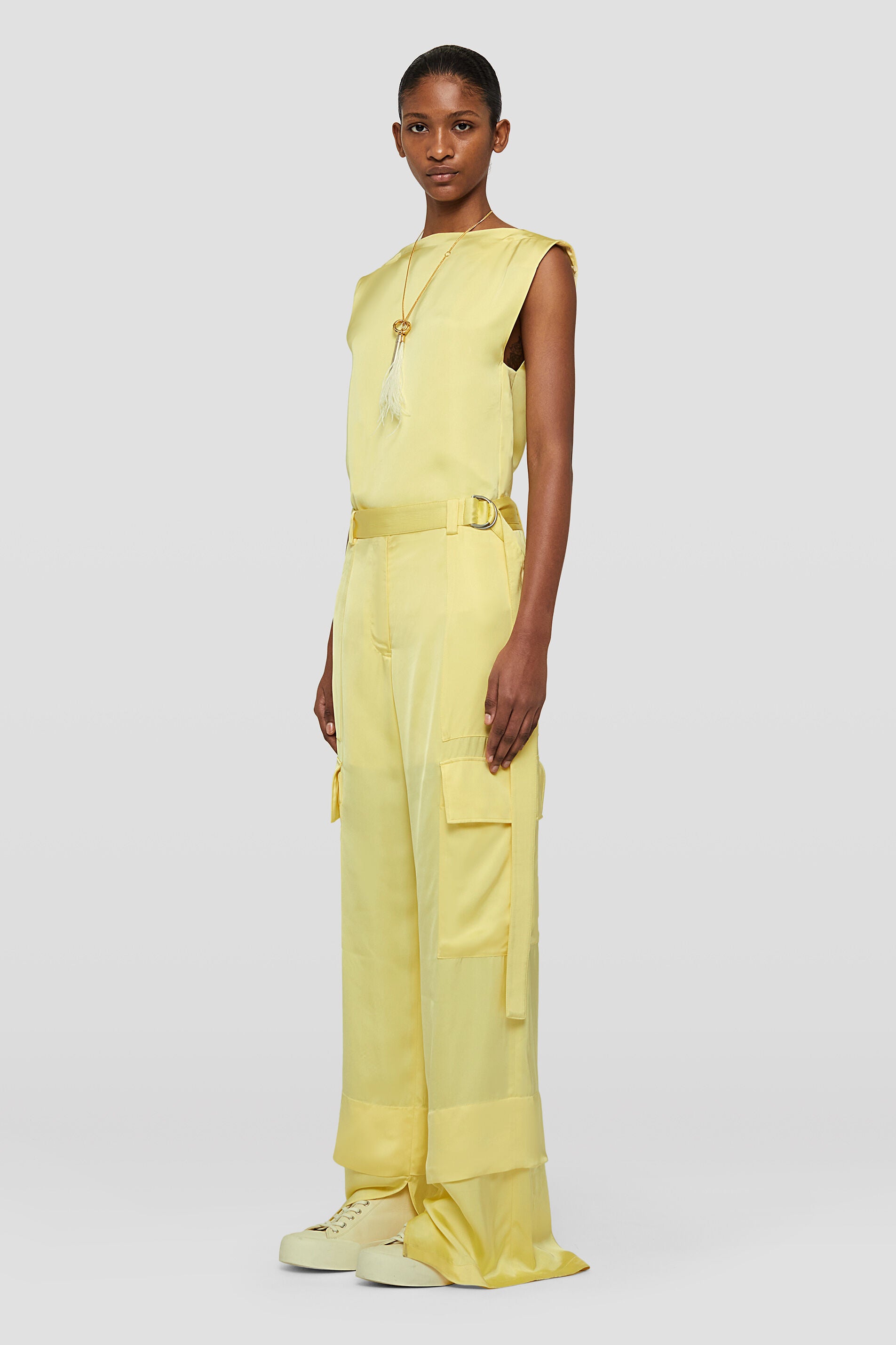 JIL SANDER WOMEN'S PASTEL YELLOW SLEEVELESS TOP