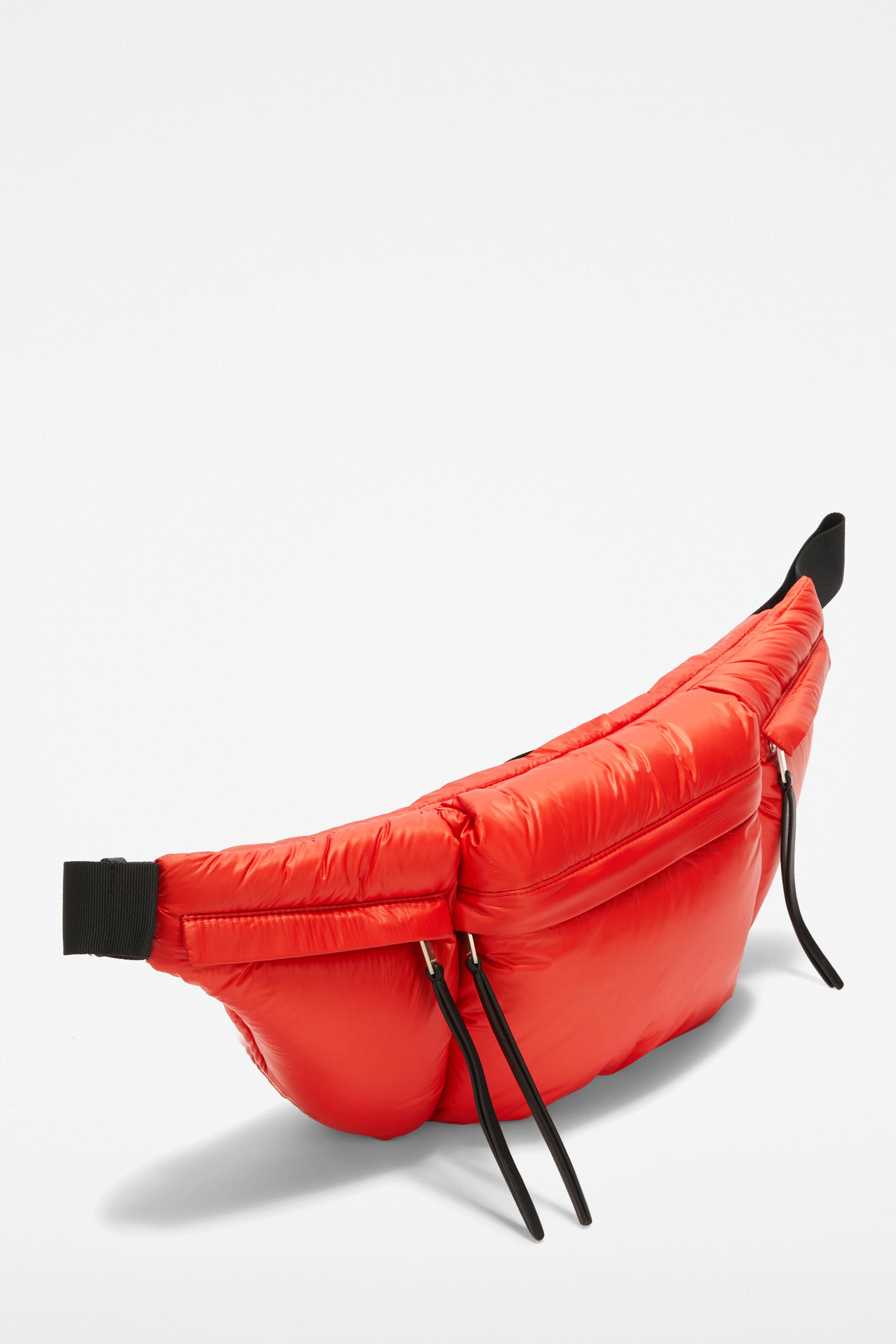 JIL SANDER WOMEN'S POPPY RED PADDED POUCH BAG