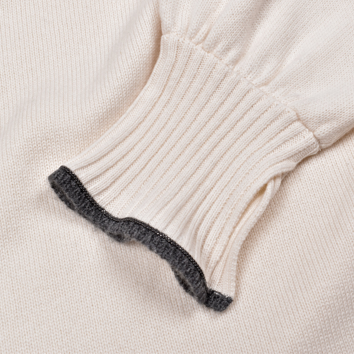BRUNELLO CUCINELLI WOMEN'S OFF WHITE CASHMERE CREWNECK SWEATER