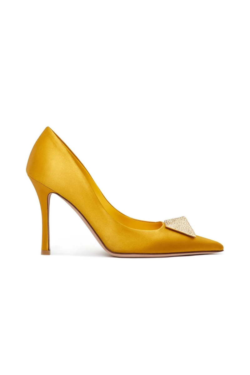 Valentino Garavani 100mm One Stud Embellished Pumps In Gold