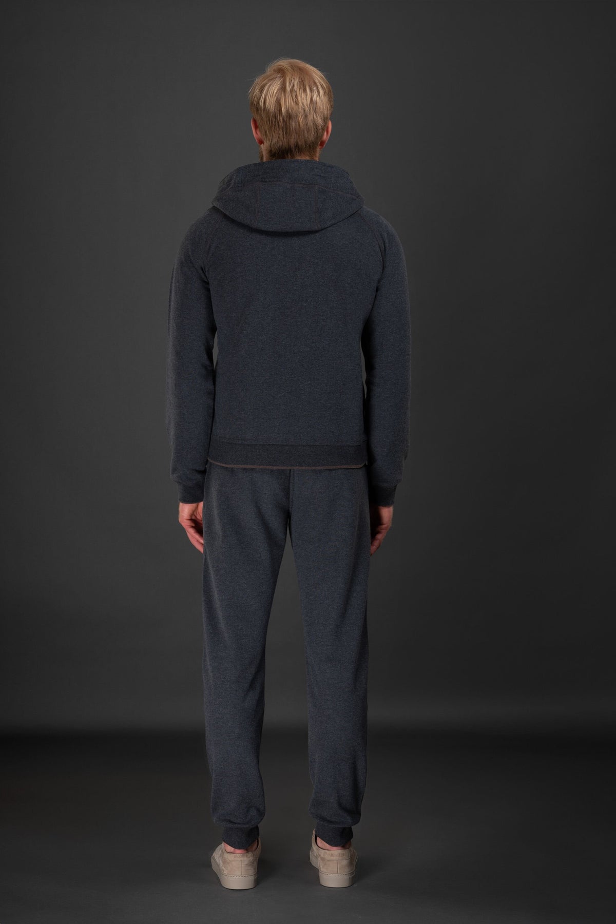 MOORER MEN'S DARK GREY ZIP HOODIE