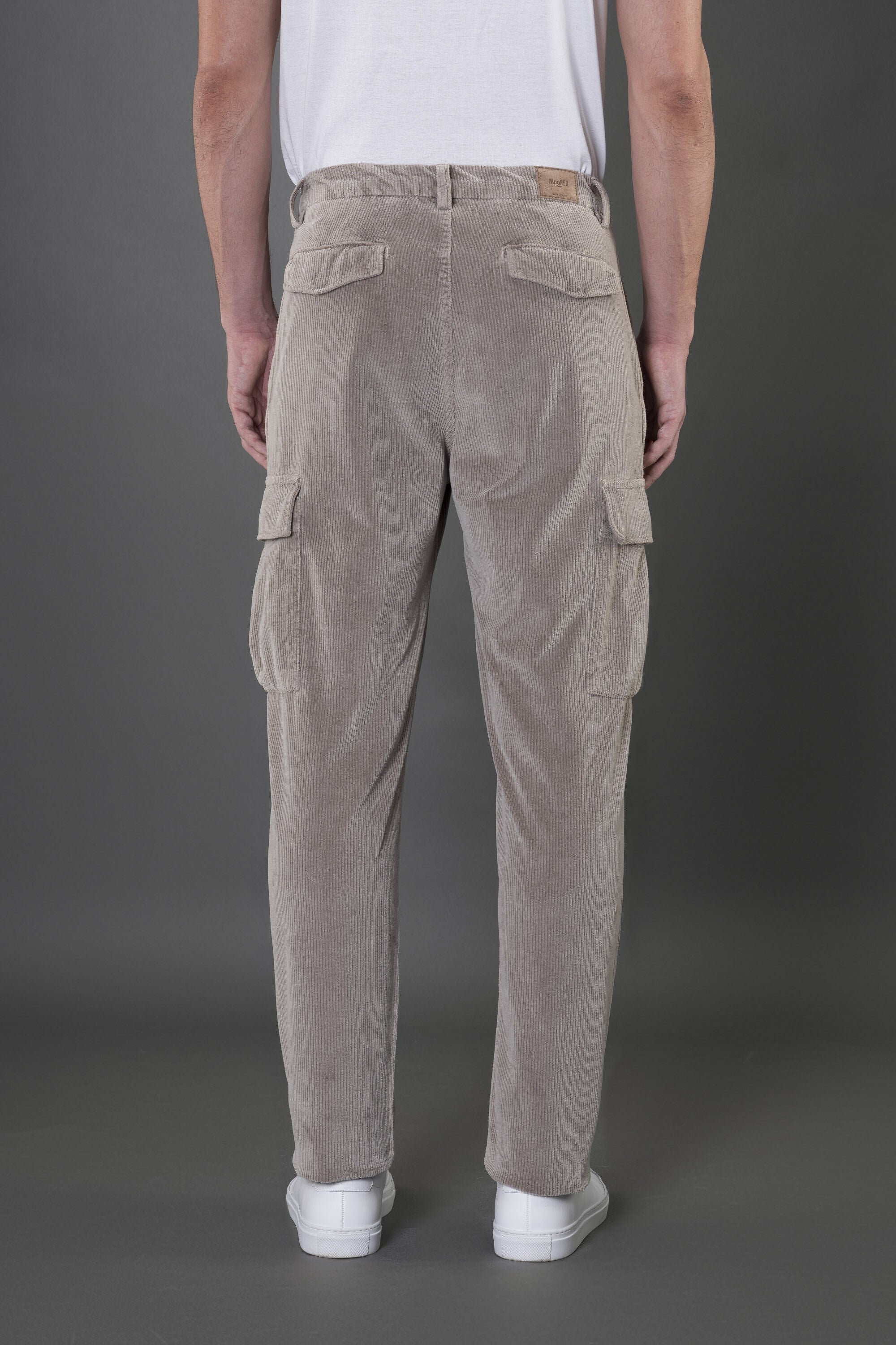 MOORER MEN'S LIGHT GREY CORDUROY TROUSERS