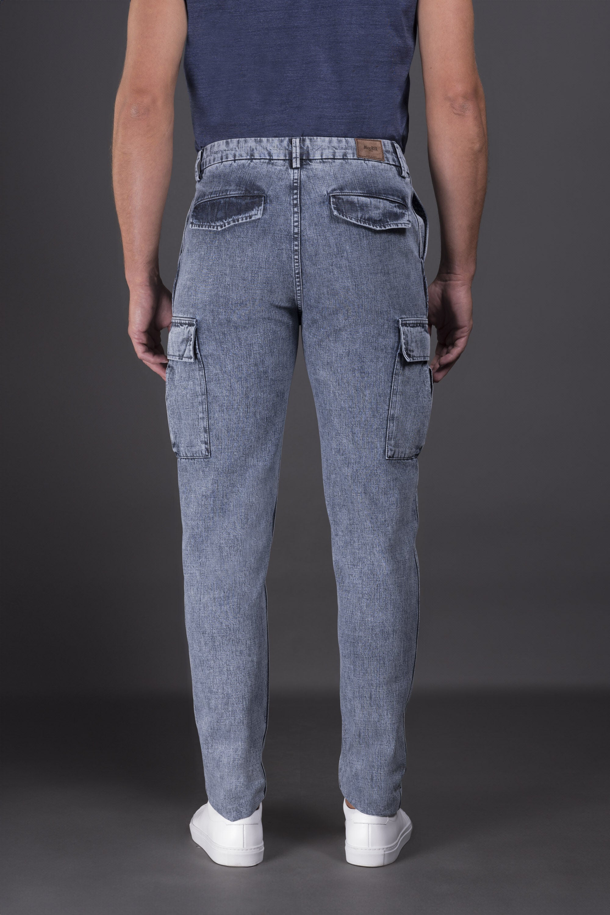 MOORER MEN'S LIGHT BLUE CARGO TROUSERS