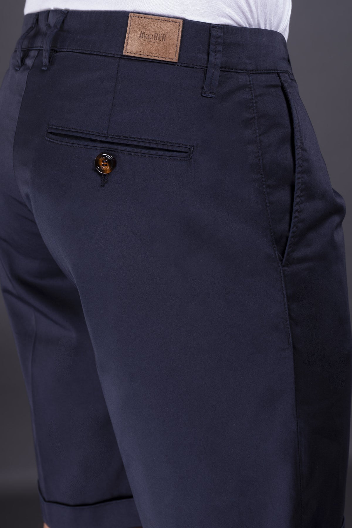 MOORER MEN'S NAVY TAILORED SHORTS