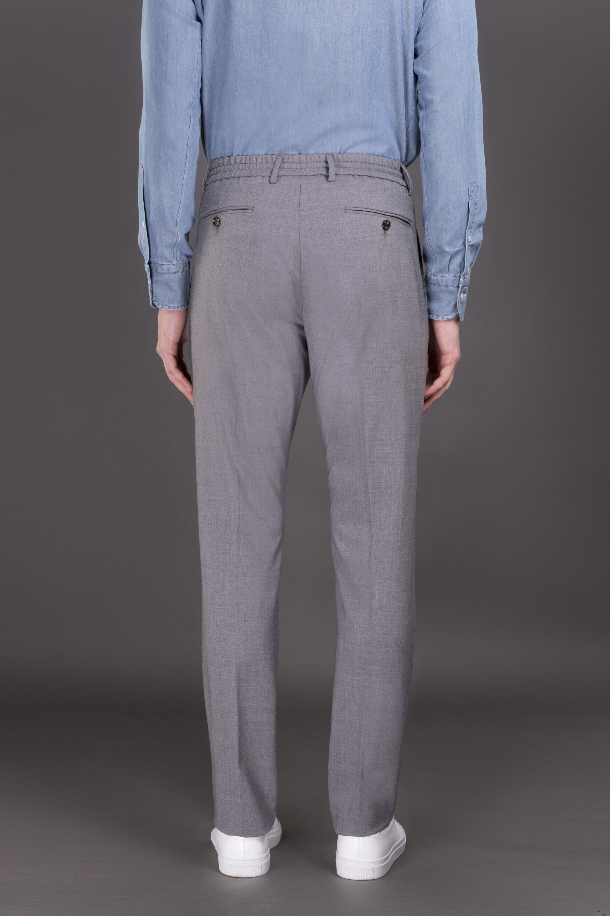 MOORER MEN'S LIGHT GREY TAILORED TROUSERS