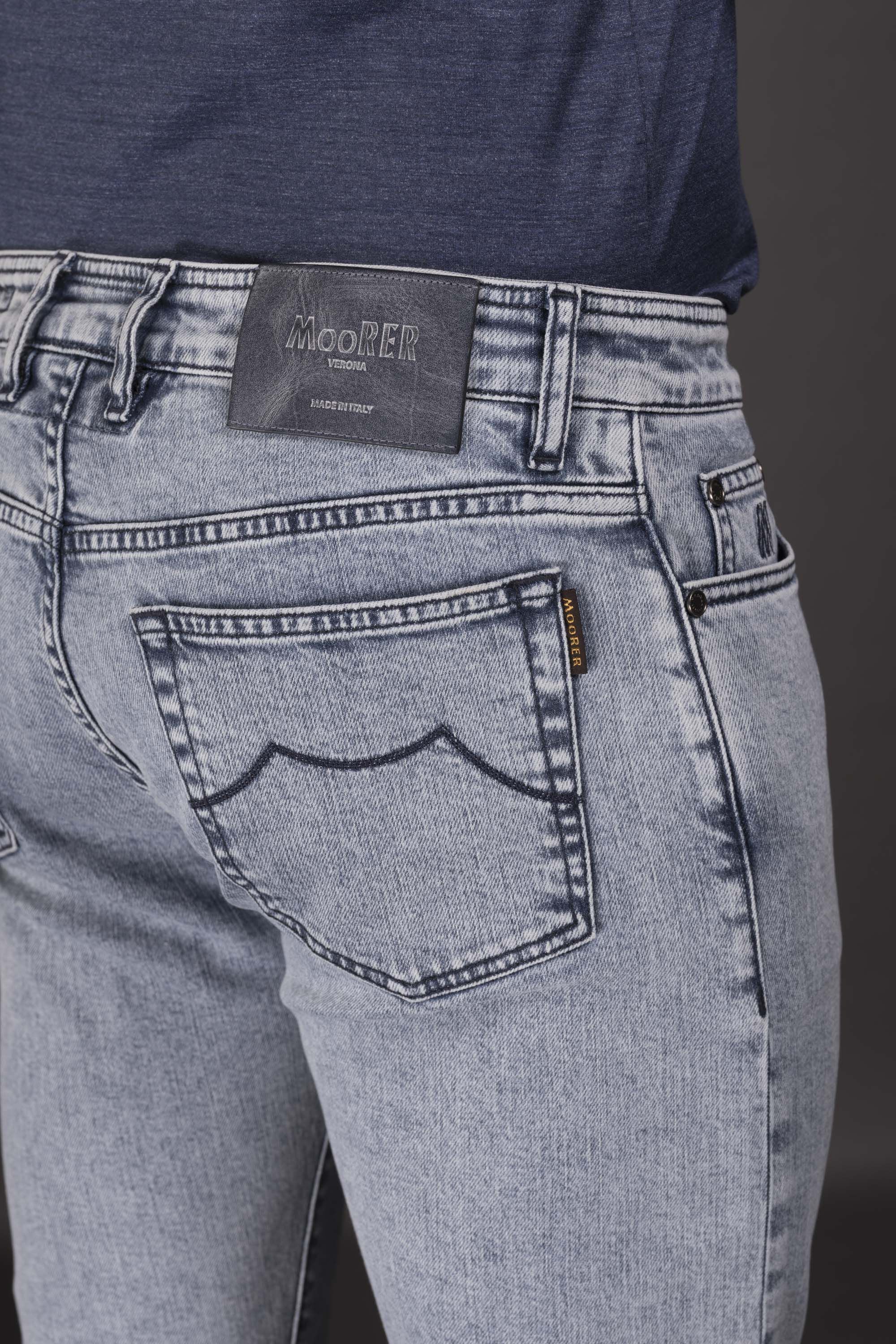 MOORER MEN'S LIGHT BLUE SLIM FIT TROUSERS
