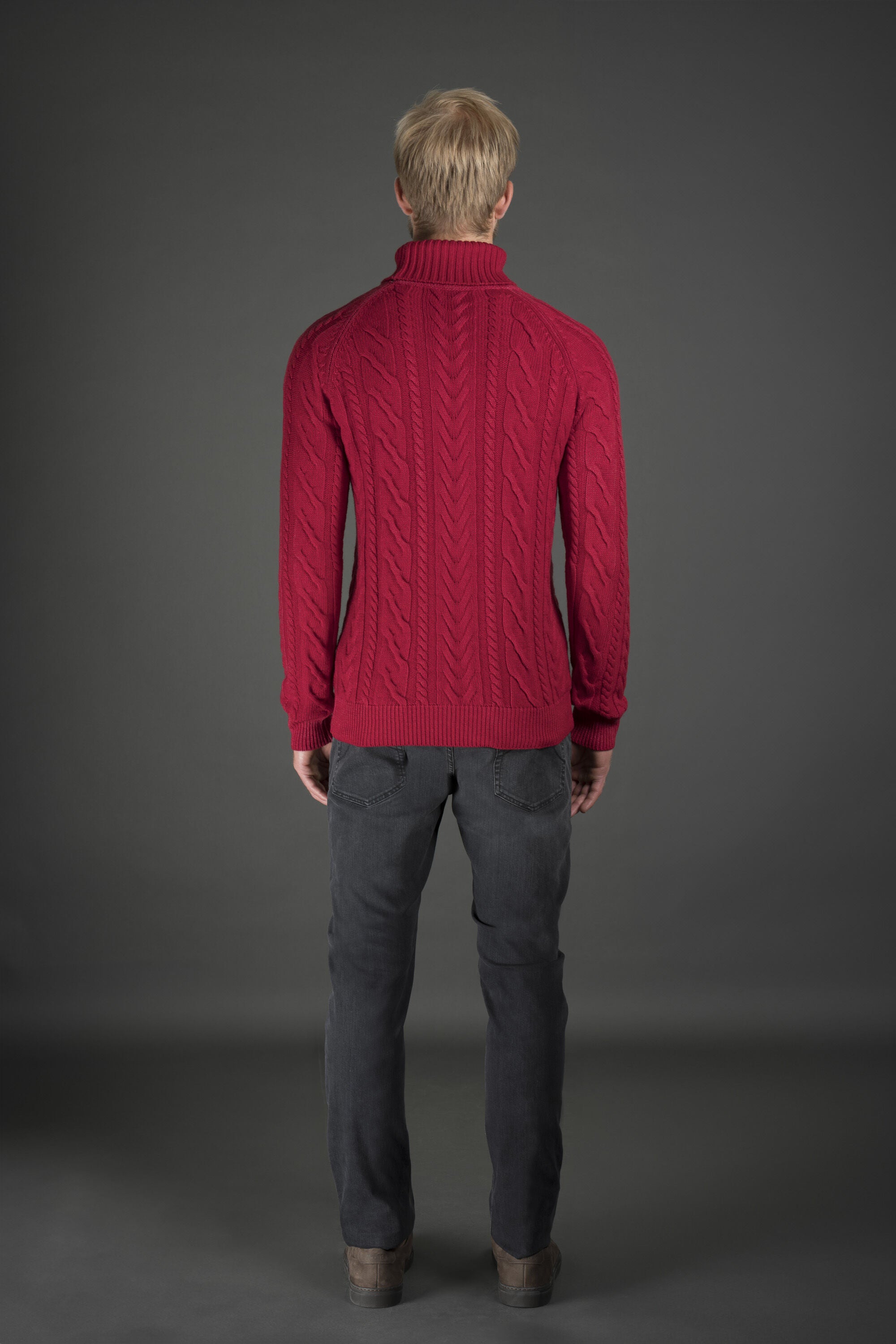 MOORER MEN'S RED CABLE KNIT SWEATER