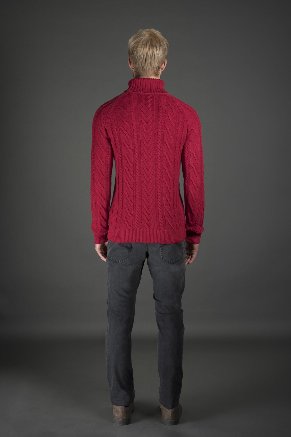 MOORER MEN'S RED CABLE KNIT SWEATER