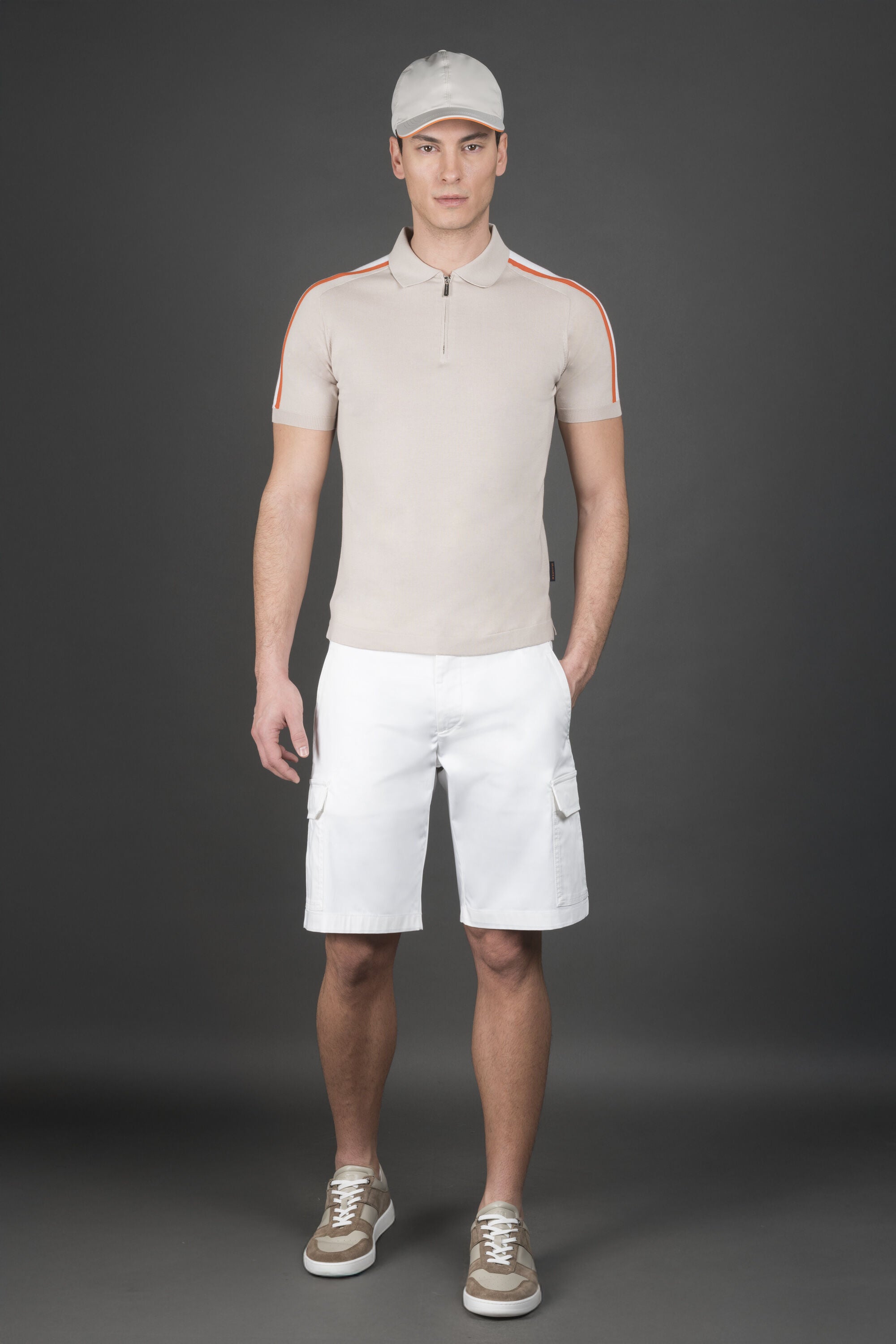 MOORER MEN'S BEIGE ZIP COLLAR SWEATER