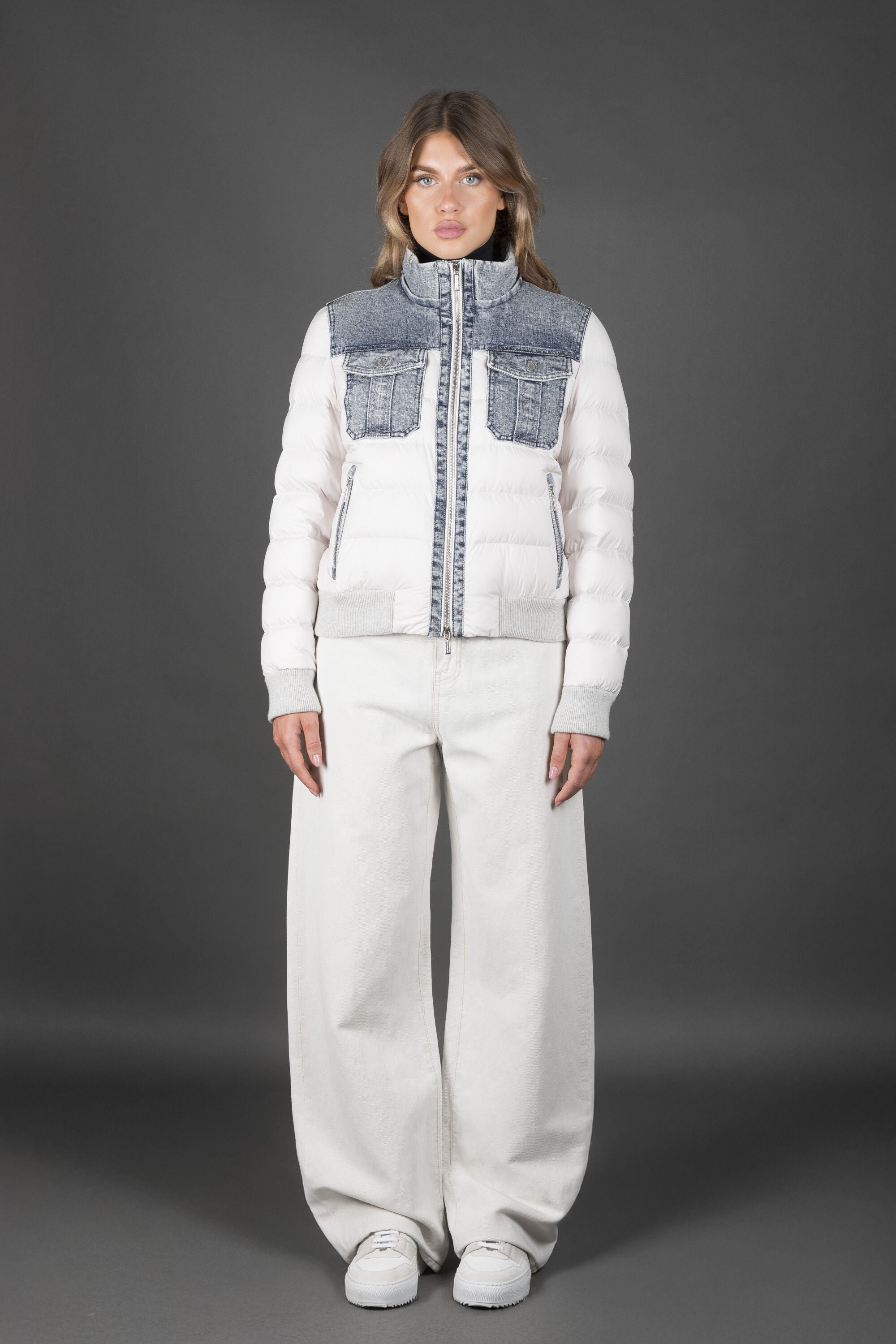 MOORER WOMEN'S WHITE PUFFER JACKET WITH DENIM ACCENTS