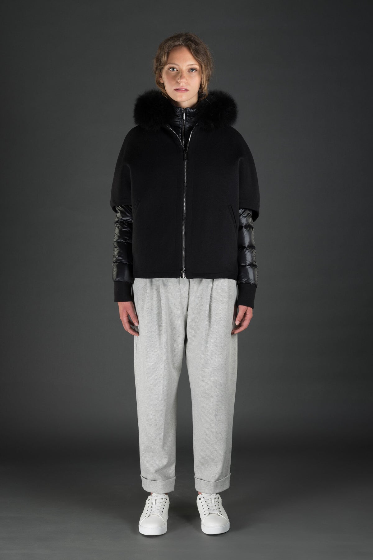 MOORER WOMEN'S BLACK JACKET WITH FUR COLLAR