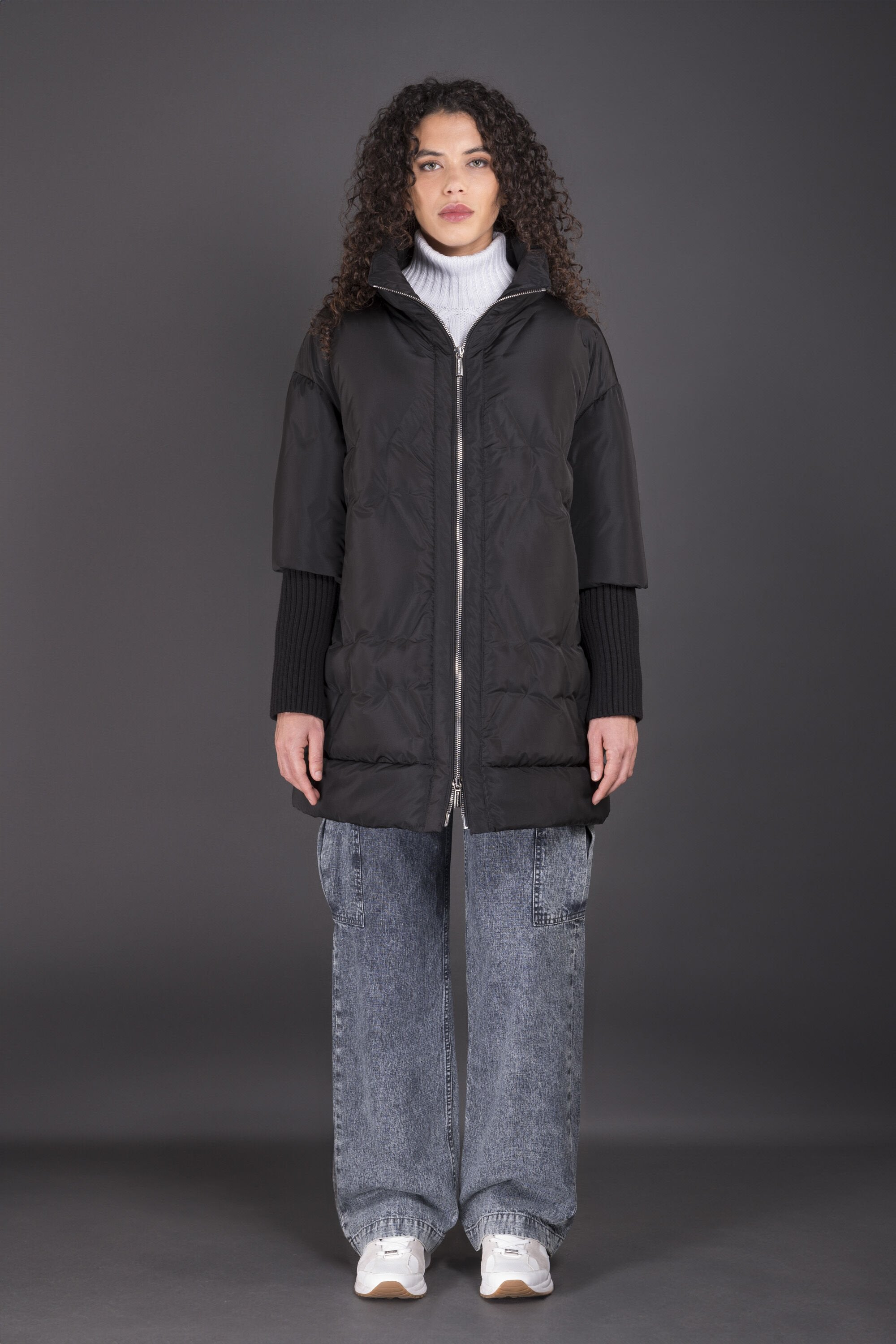 MOORER WOMEN'S BLACK QUILTED OVERSIZED JACKET