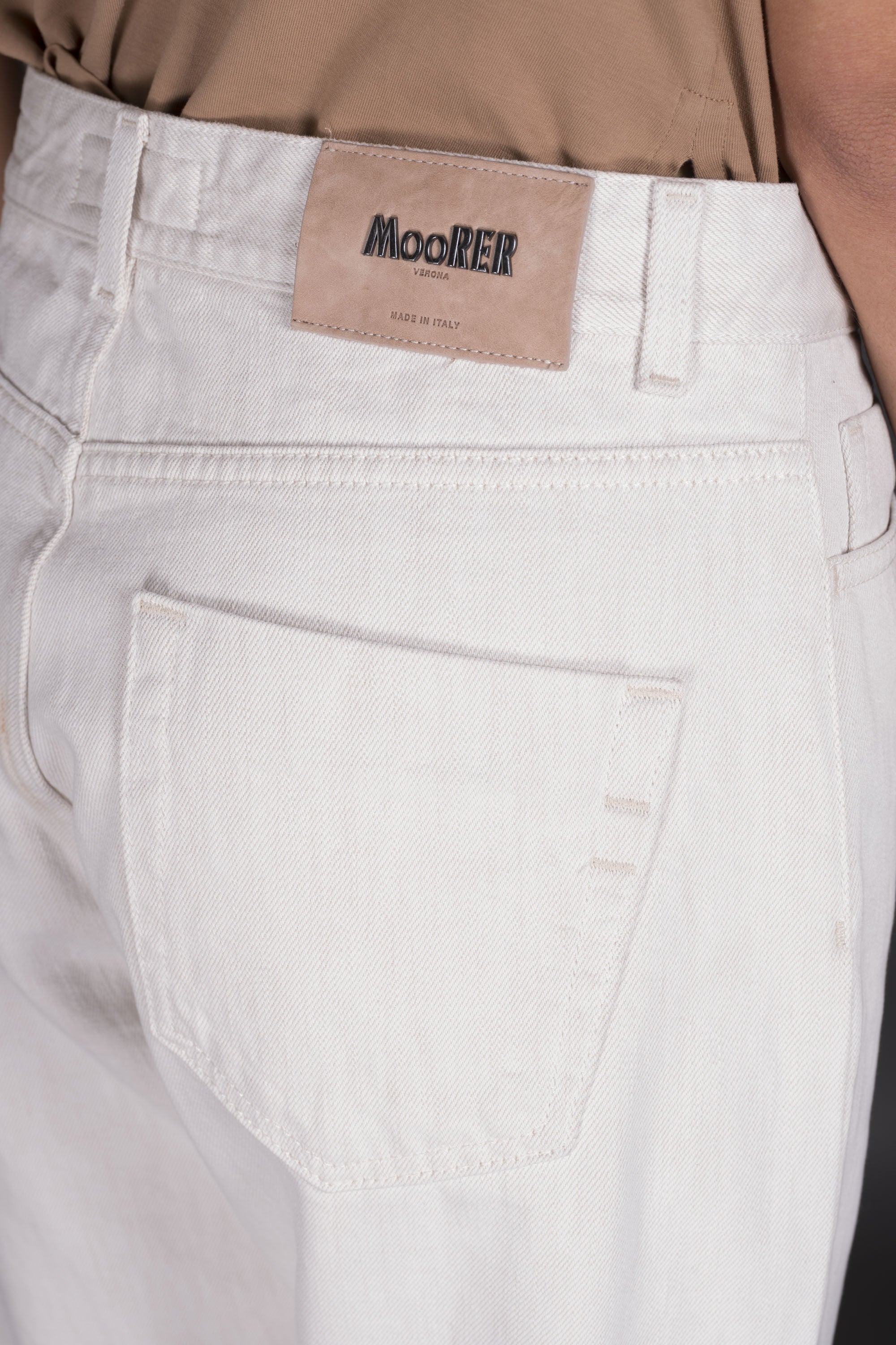 MOORER WOMEN'S ECRU STRAIGHT-LEG TROUSERS