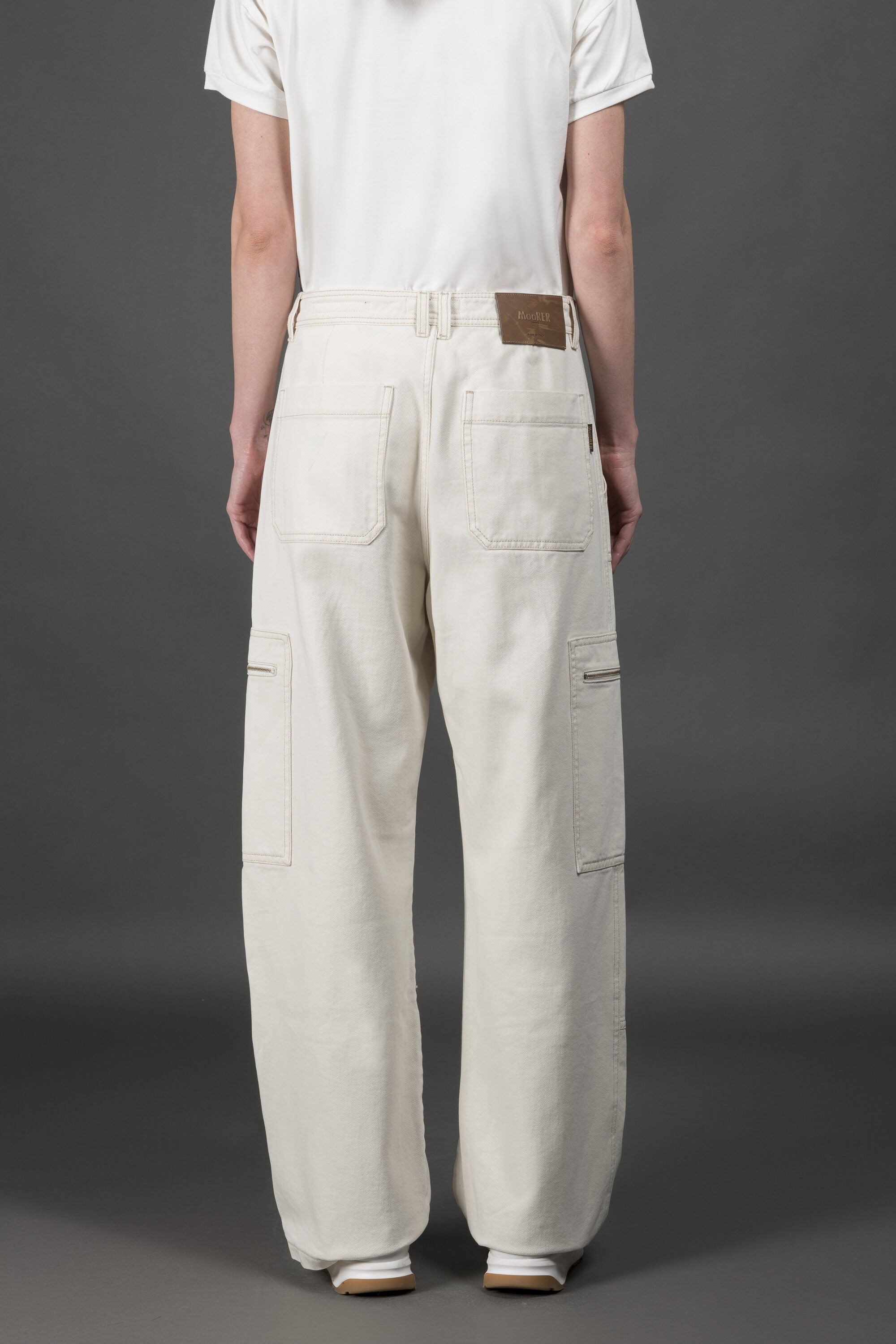 MOORER WOMEN'S OFF WHITE RELAXED CARGO TROUSERS