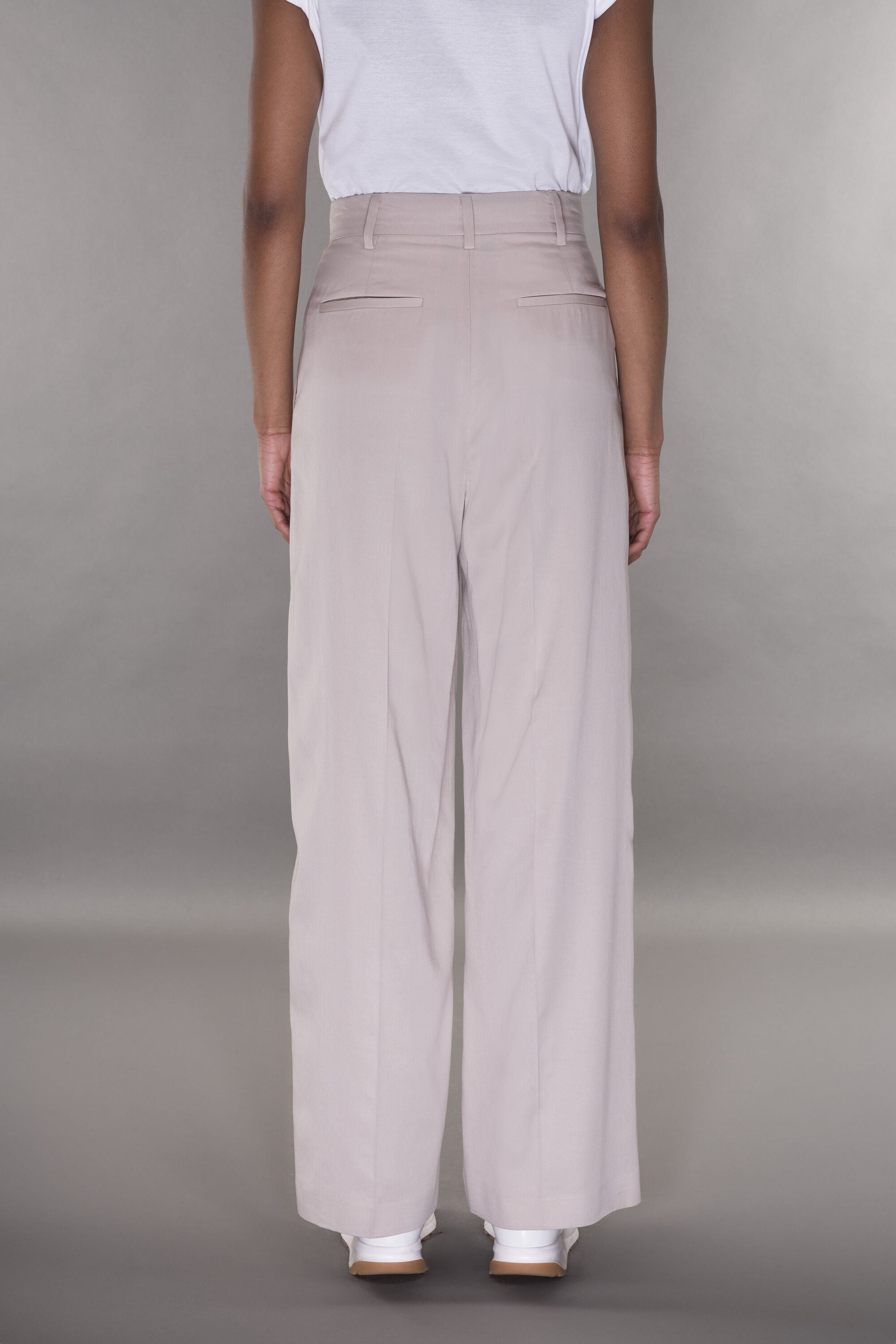 MOORER WOMEN'S LIGHT BEIGE WIDE-LEG TROUSERS