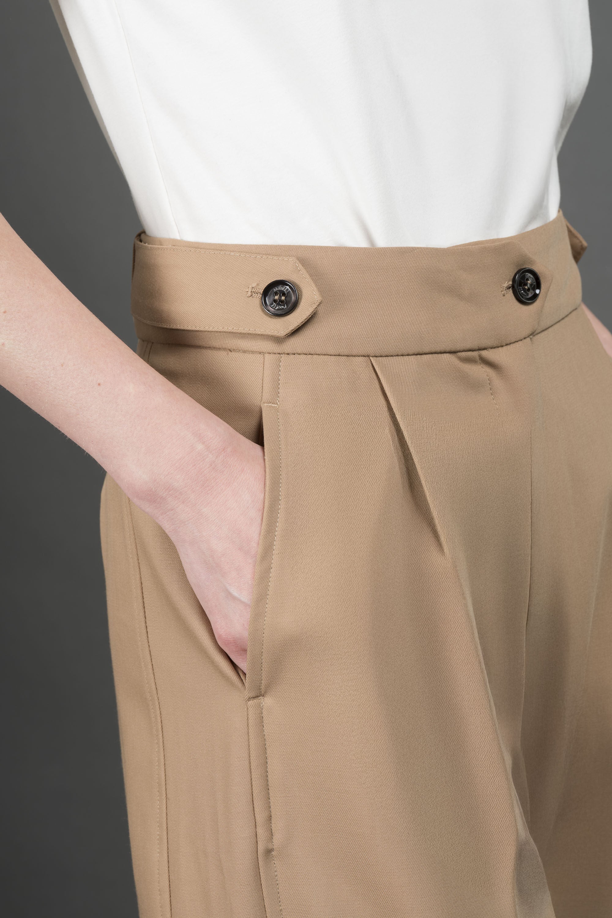 MOORER WOMEN'S LIGHT BROWN WIDE TROUSERS