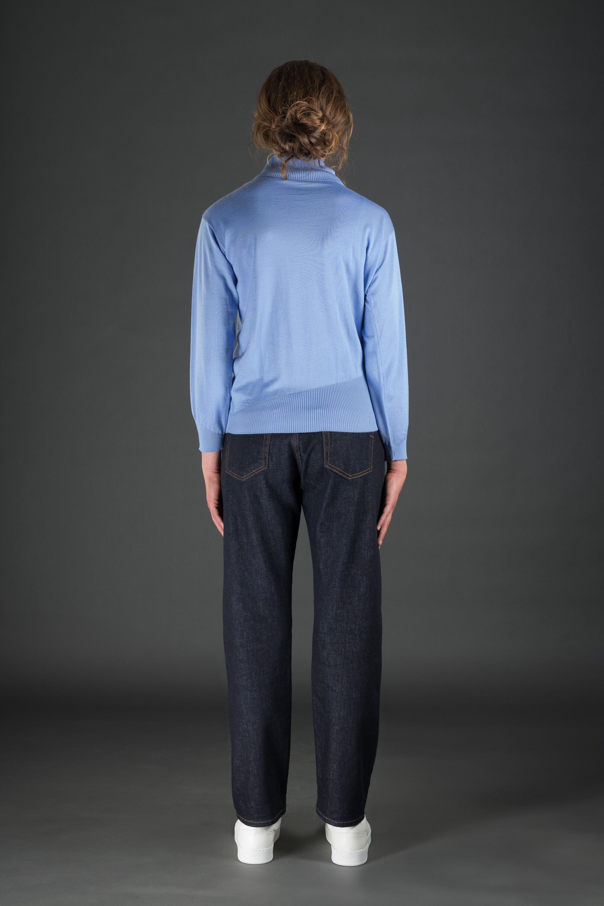 MOORER WOMEN'S LIGHT BLUE TURTLENECK SWEATER