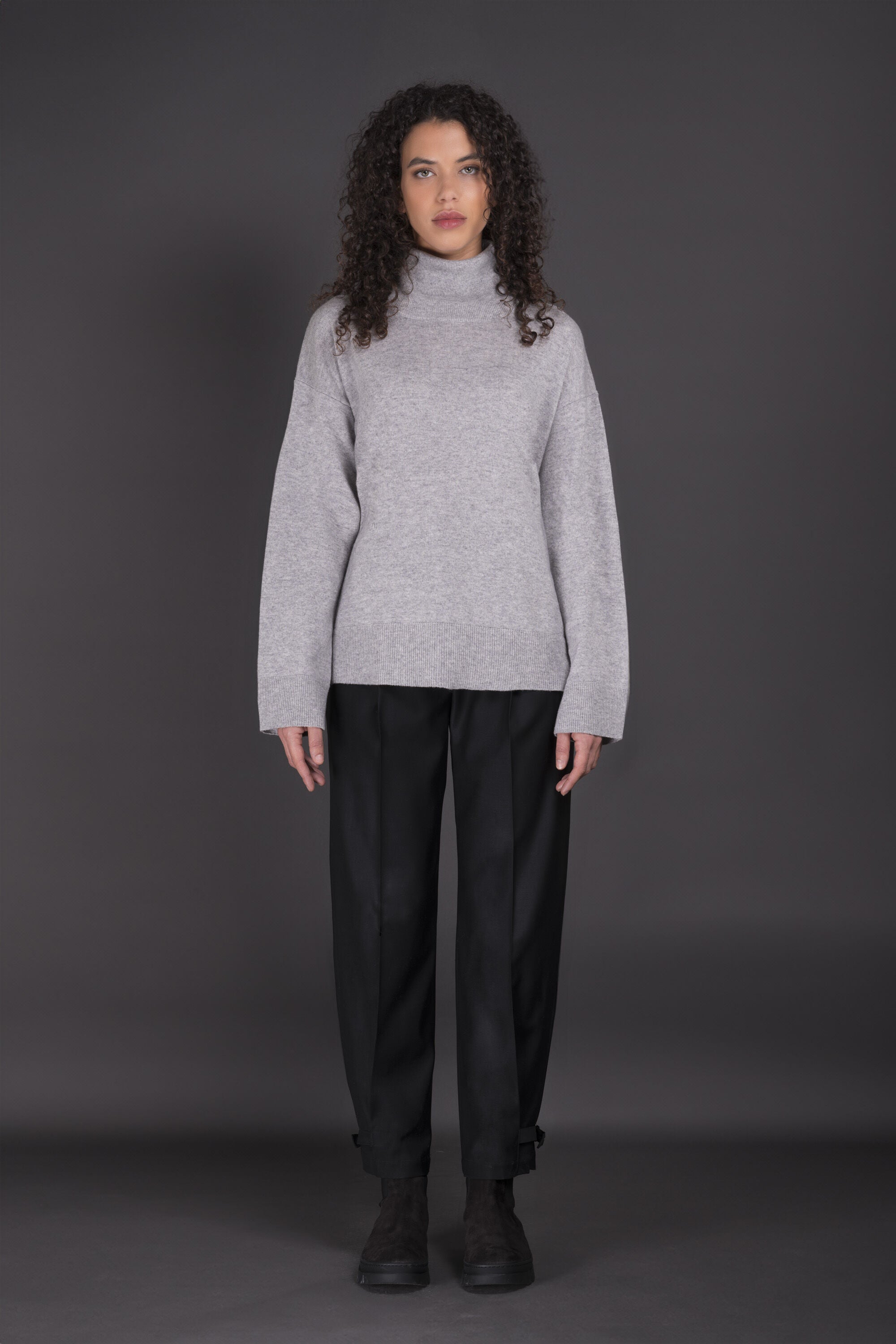 MOORER WOMEN'S LIGHT GREY TURTLENECK SWEATER