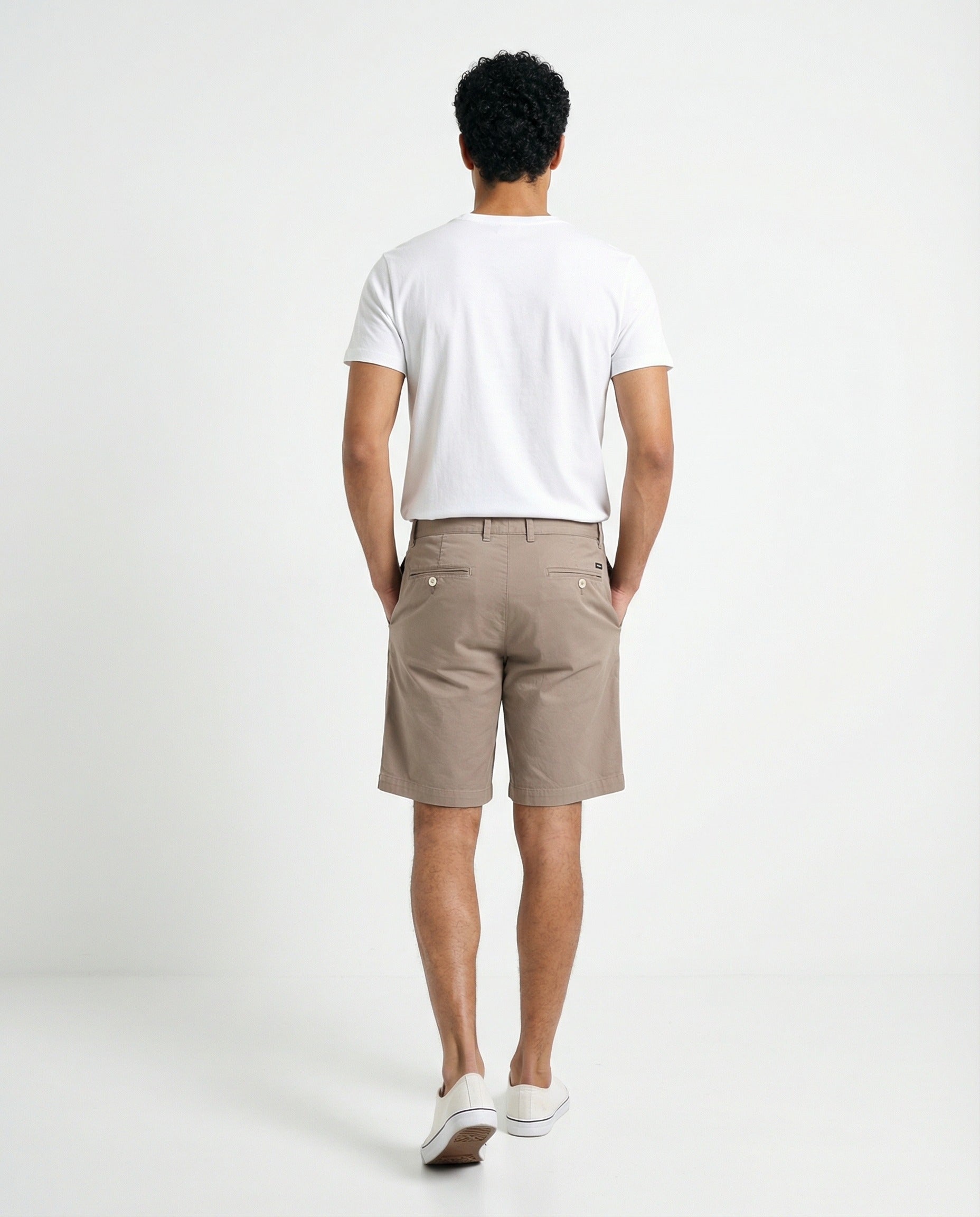 BRUNELLO CUCINELLI MEN'S TOBACCO TAILORED BERMUDA SHORTS