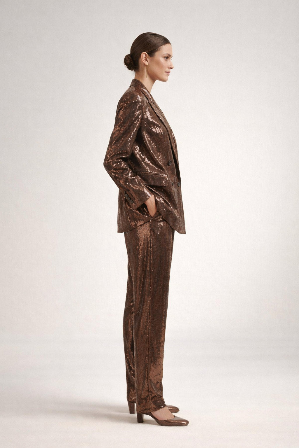 BRUNELLO CUCINELLI WOMEN'S BROWN SILK BLEND SUIT