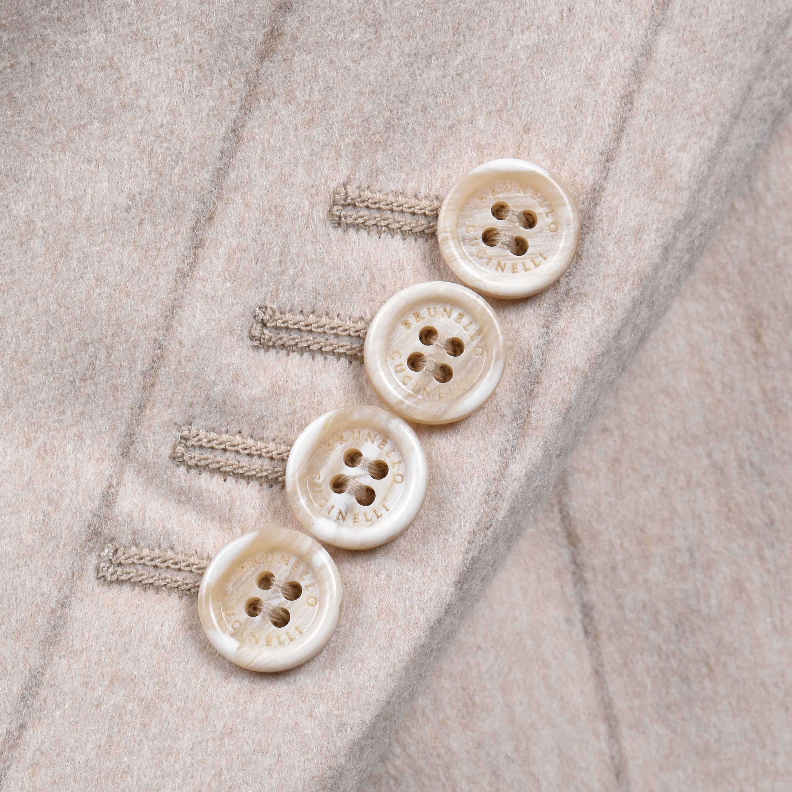 BRUNELLO CUCINELLI MEN'S SAND WOOL DOUBLE BREASTED SUIT