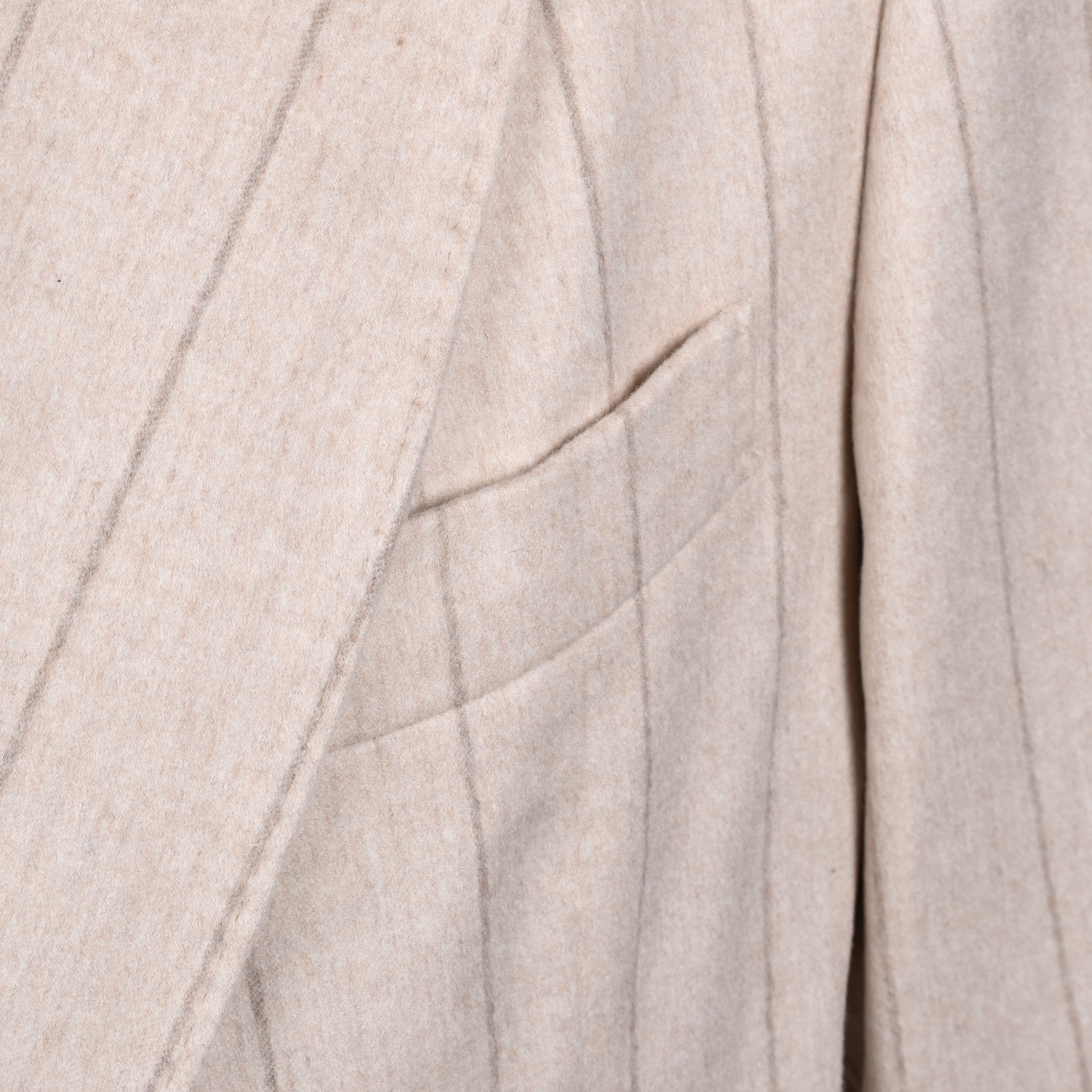 BRUNELLO CUCINELLI MEN'S SAND WOOL DOUBLE BREASTED SUIT