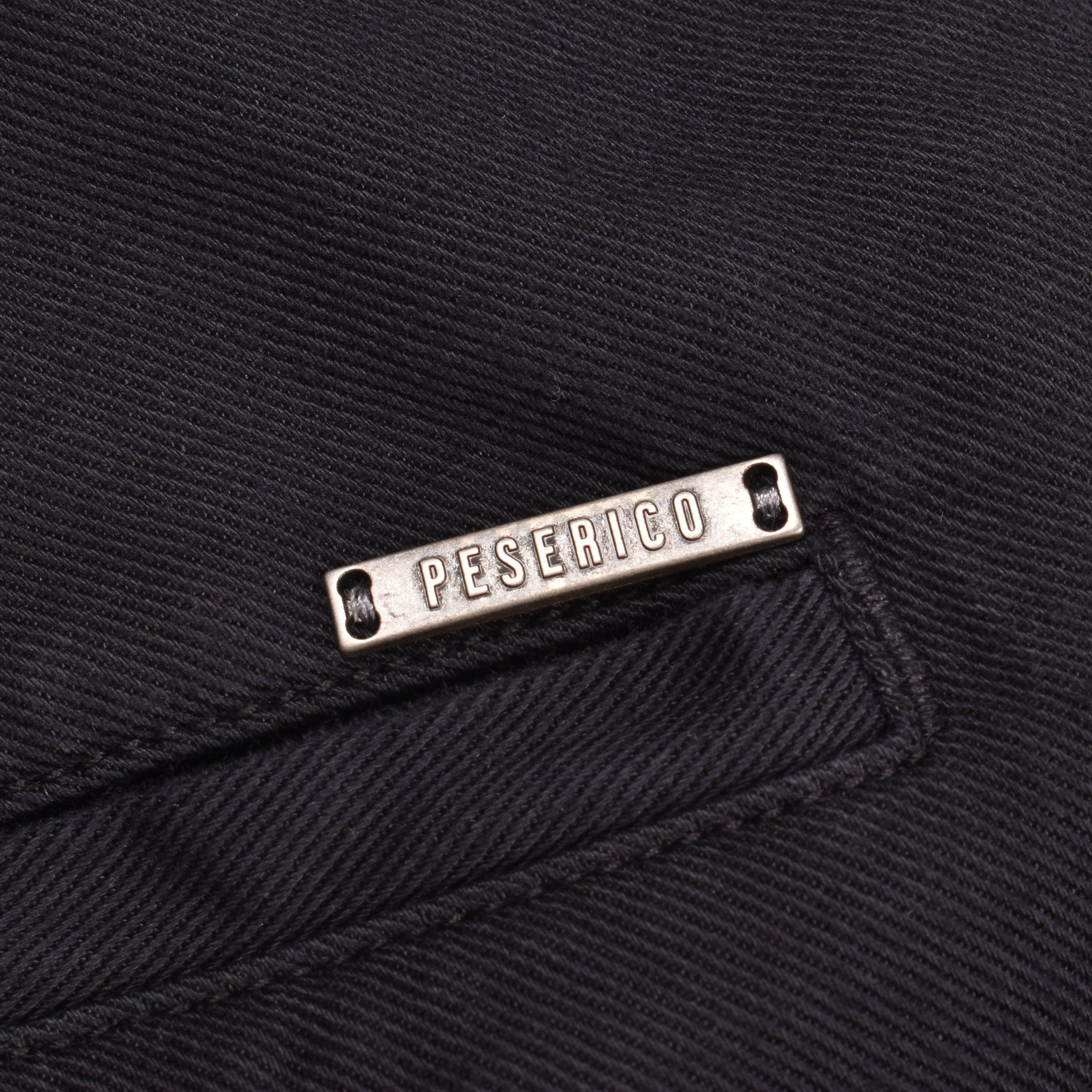 PESERICO MEN'S DARK NAVY BERMUDA SHORTS