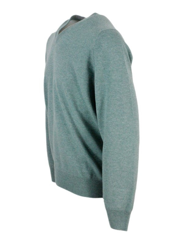 BRUNELLO CUCINELLI MEN'S DENIM CASHMERE V-NECK SWEATER