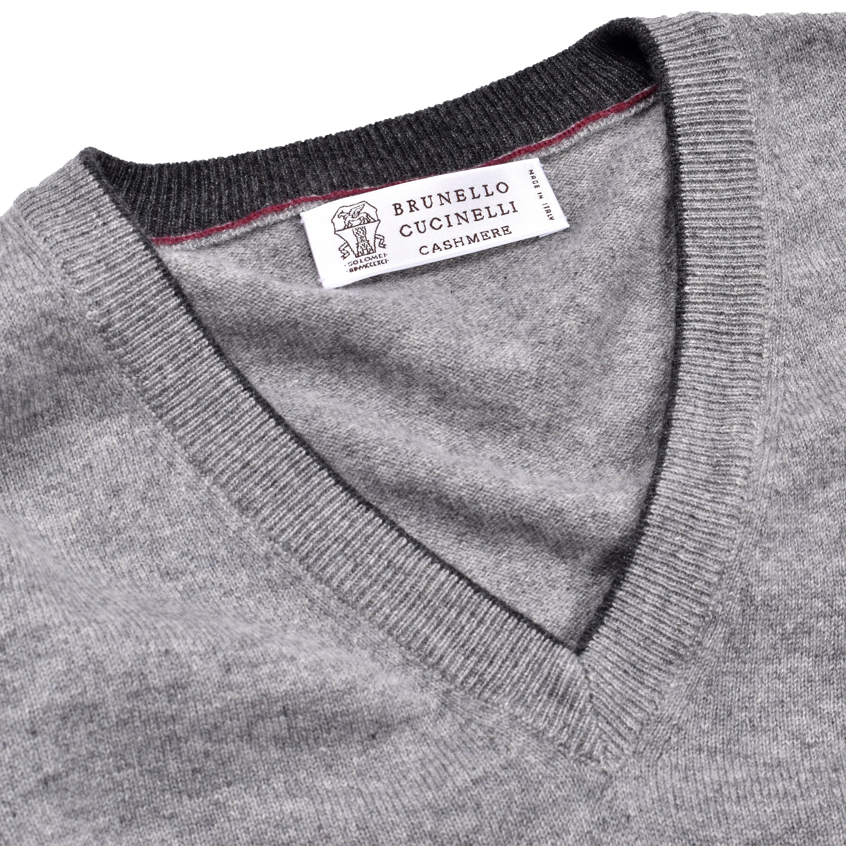 BRUNELLO CUCINELLI MEN'S GRAY CASHMERE V-NECK PULLOVER SWEATER
