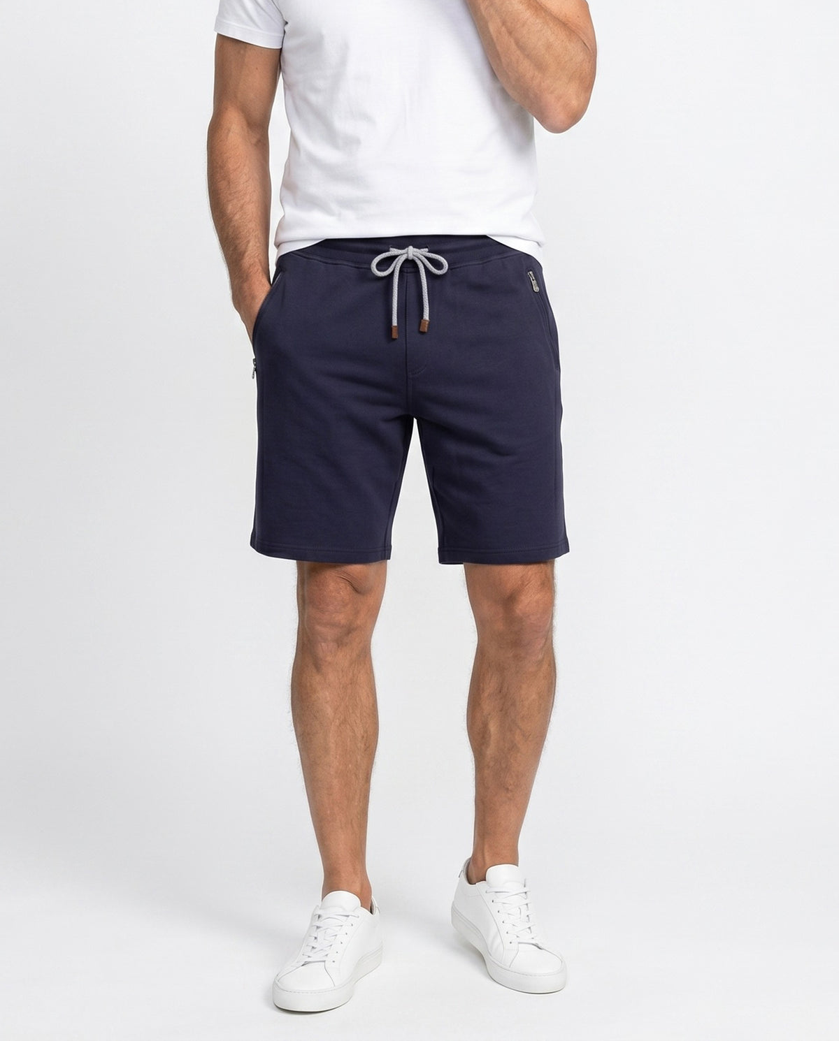 BRUNELLO CUCINELLI MEN'S DARK BLUE TAILORED SHORTS