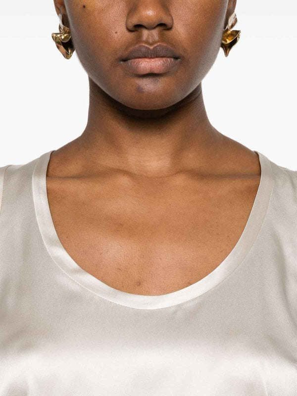 BRUNELLO CUCINELLI WOMEN'S IVORY SILK SLEEVELESS SHIRT