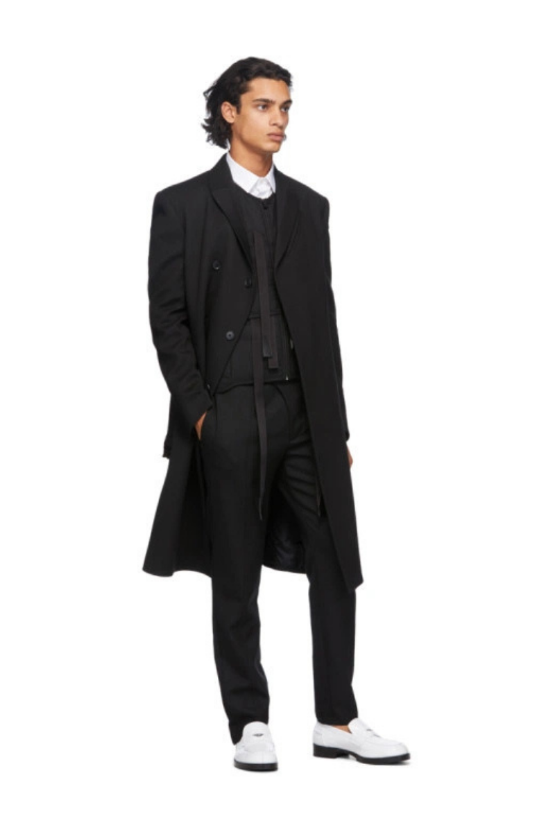 1017 ALYX 9SM Men‘s Jacket AAMTA0046FA01 worn by a model in a stylish black outfit.