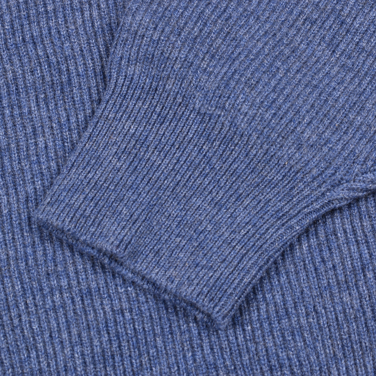 BRUNELLO CUCINELLI MEN'S BLUE RIBBED VNECK SWEATER