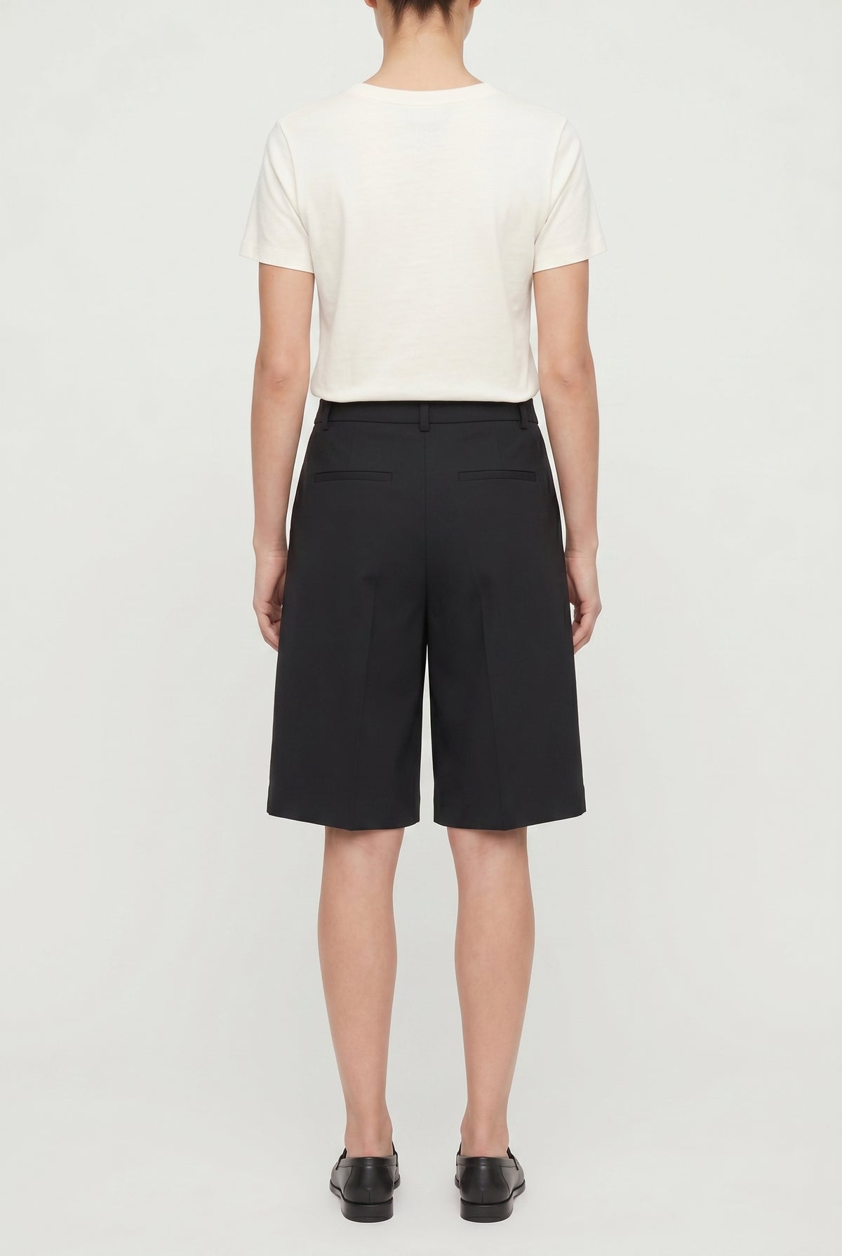 BRUNELLO CUCINELLI WOMEN'S BLACK TAILORED CULOTTE SHORTS