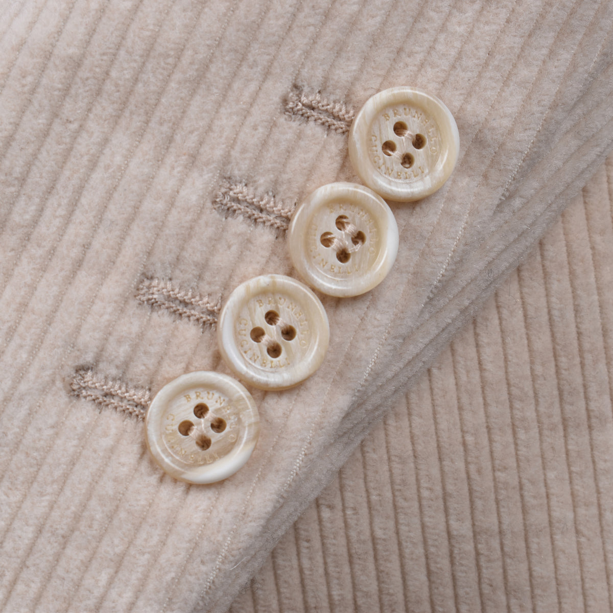 BRUNELLO CUCINELLI MEN'S BEIGE DOUBLE BREASTED BLAZER
