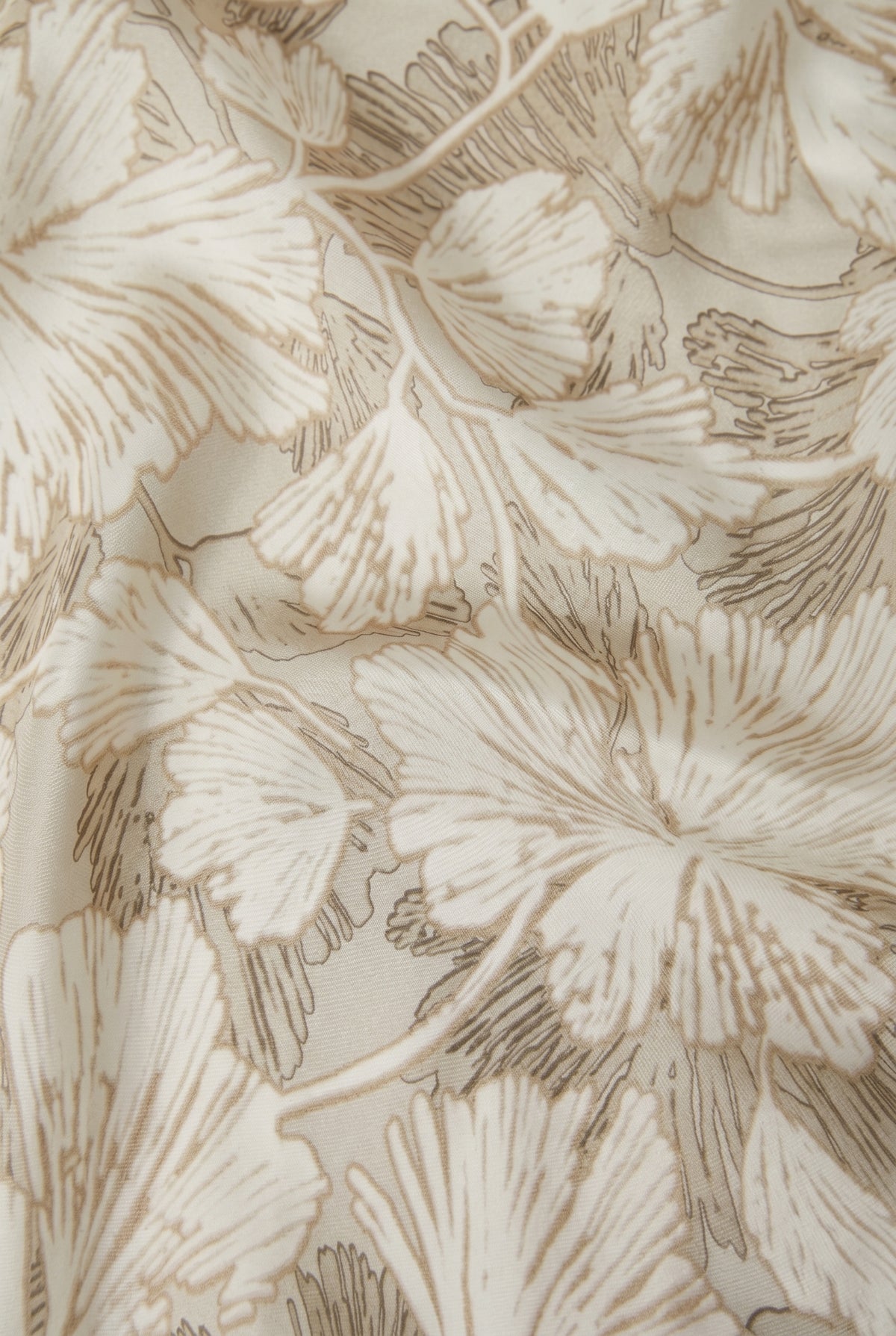BRUNELLO CUCINELLI WOMEN'S BEIGE SILK FLORAL SCARF