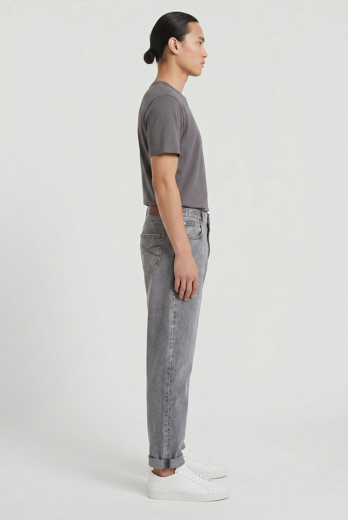 BRUNELLO CUCINELLI MEN'S GREY RELAXED FIT JEANS