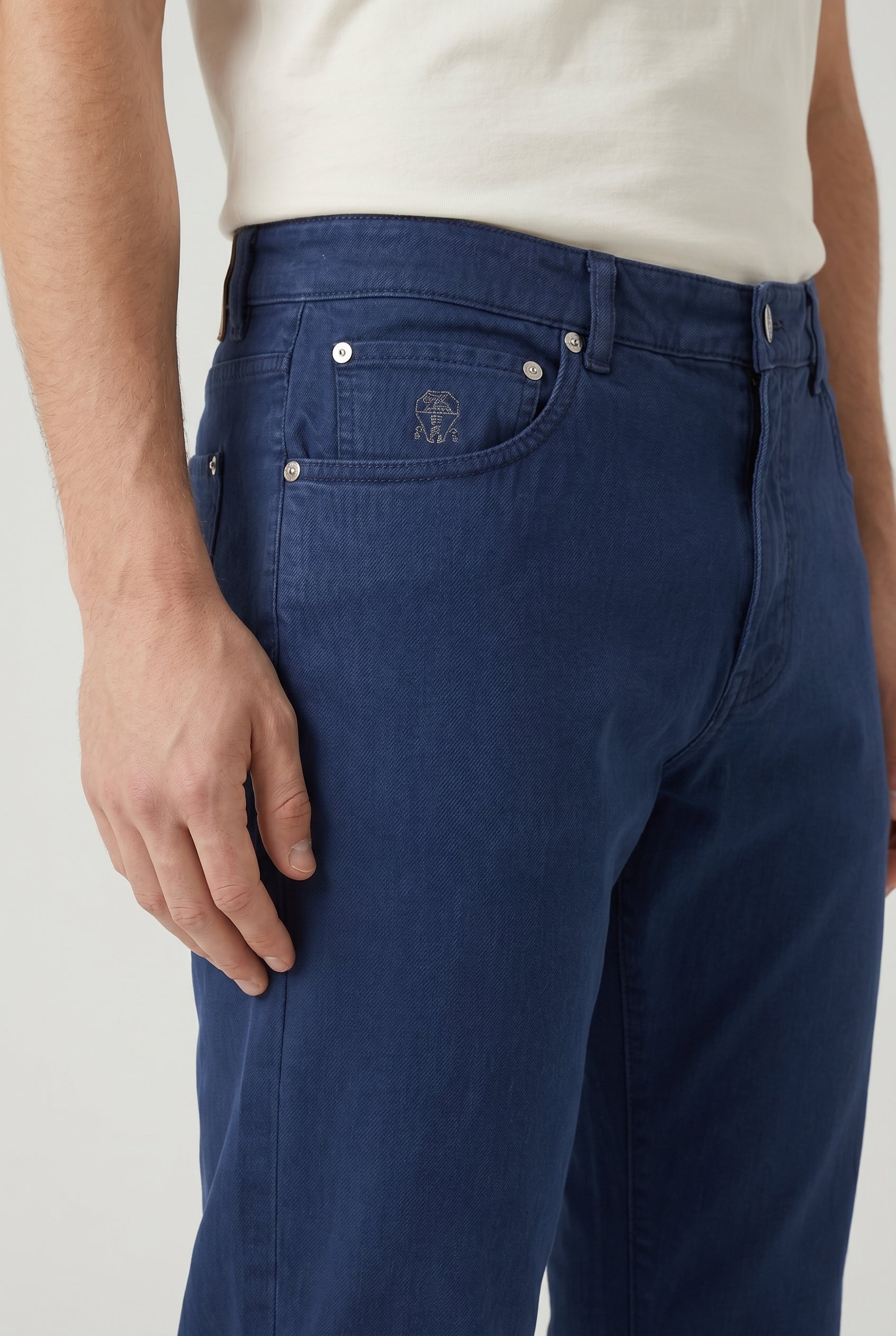 BRUNELLO CUCINELLI MEN'S DARK BLUE STRAIGHT TROUSERS