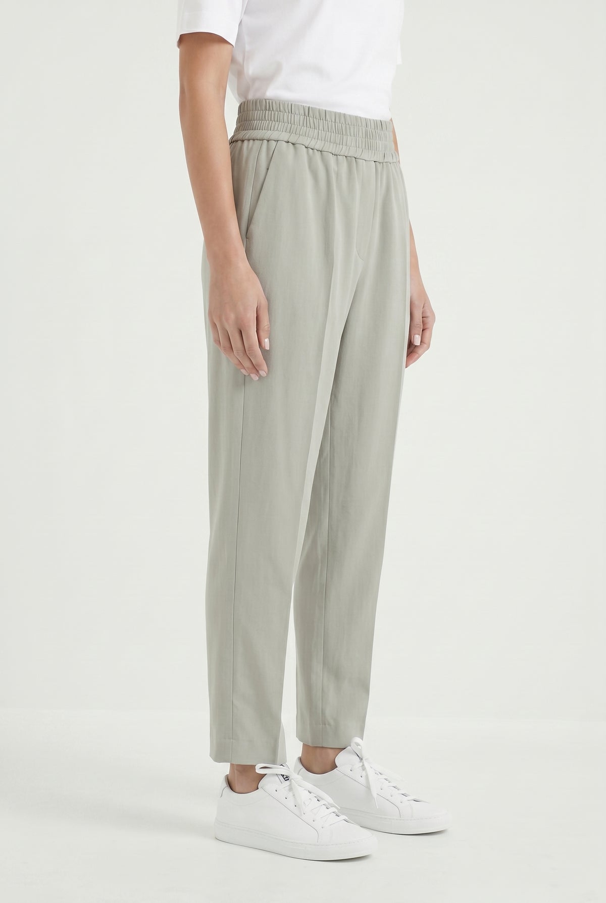 BRUNELLO CUCINELLI WOMEN'S LIGHT GREY RELAXED LINEN TROUSERS