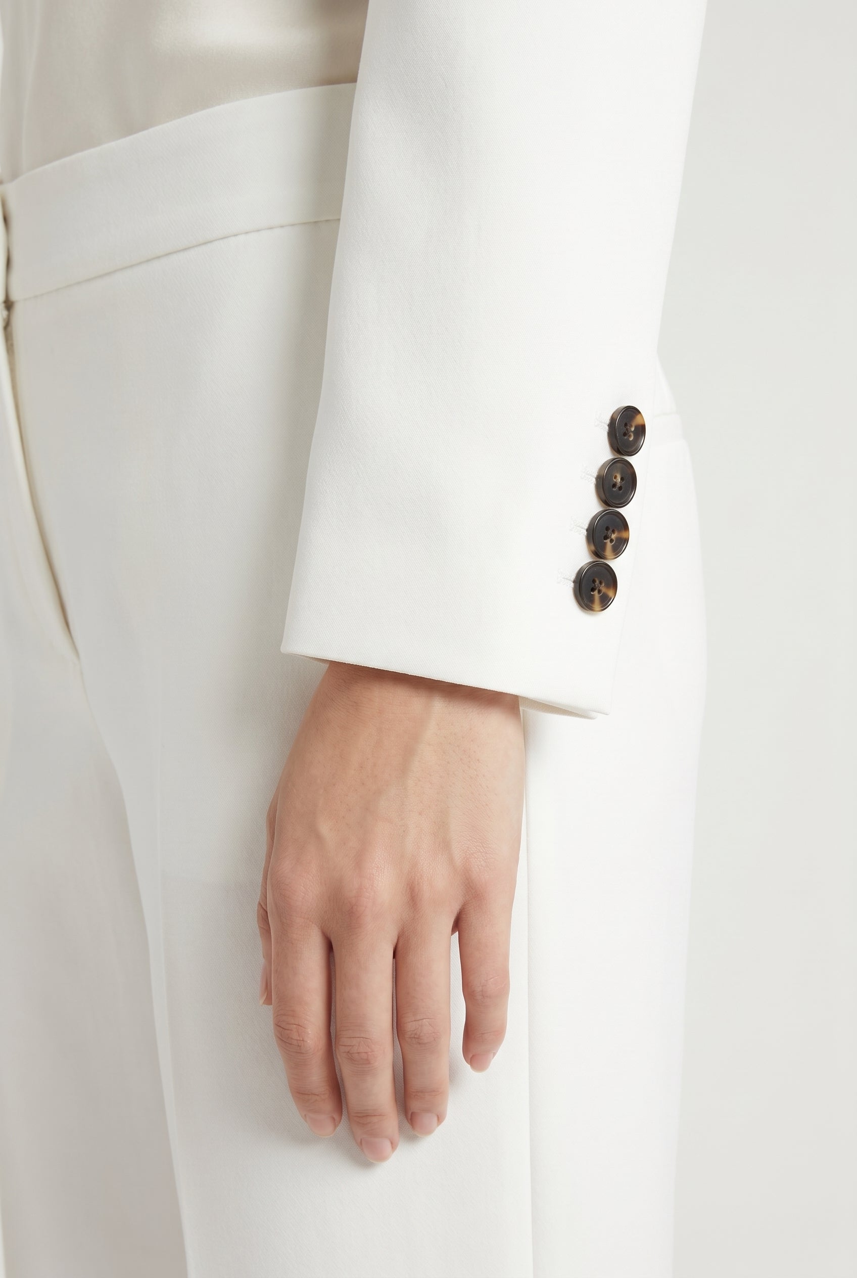 BRUNELLO CUCINELLI WOMEN'S WHITE DOUBLE BREASTED JACKET