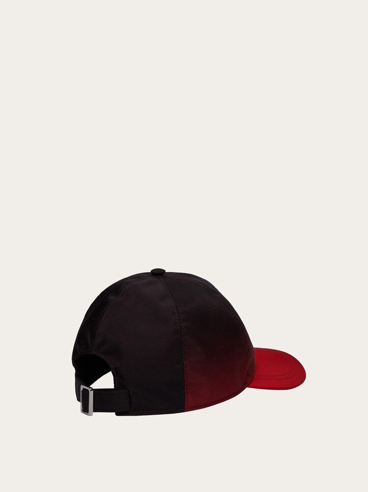 FERRAGAMO MEN'S DARK RED GRADIENT HAT