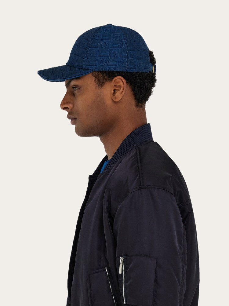 FERRAGAMO MEN'S DARK BLUE JACQUARD HAT