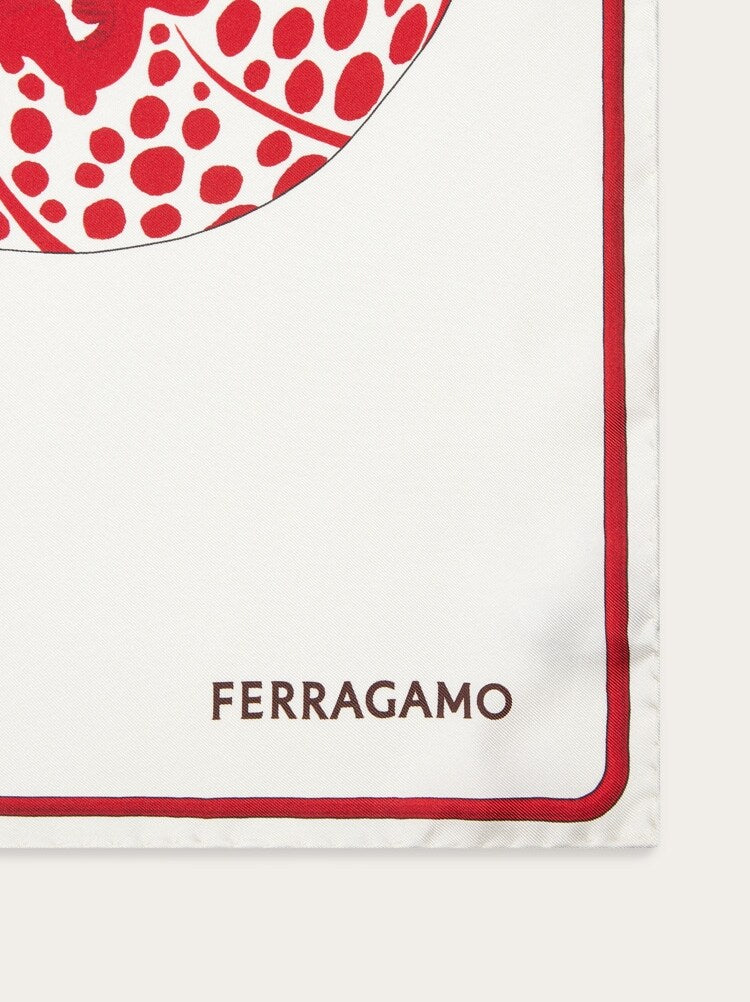 FERRAGAMO WOMEN'S SCARF NWT