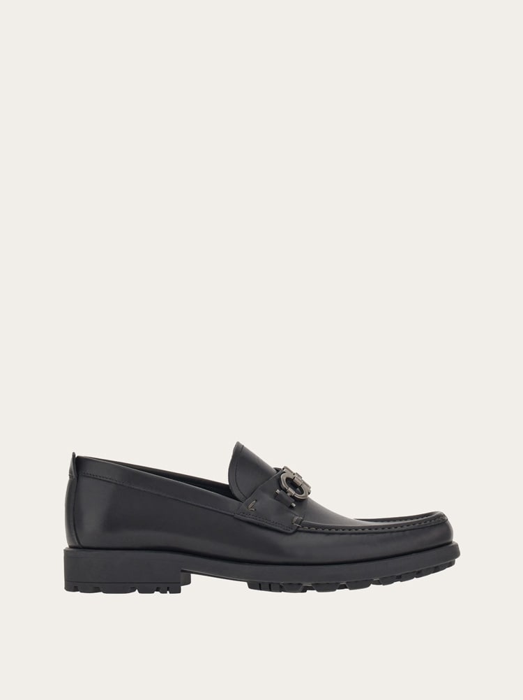 FERRAGAMO MEN'S BLACK CALF LEATHER LOAFERS